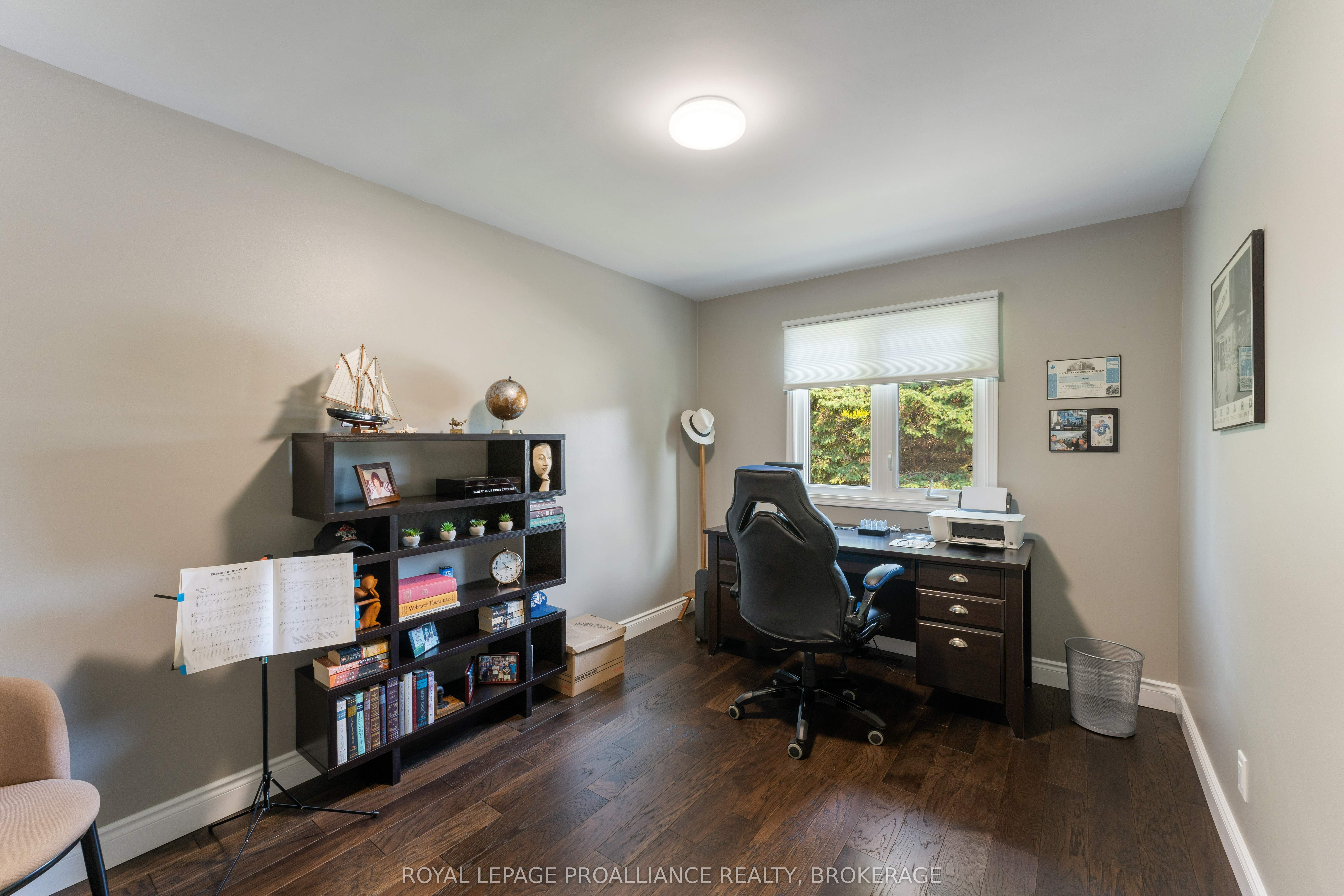 701 Davis Drive 8 Property Photo 19