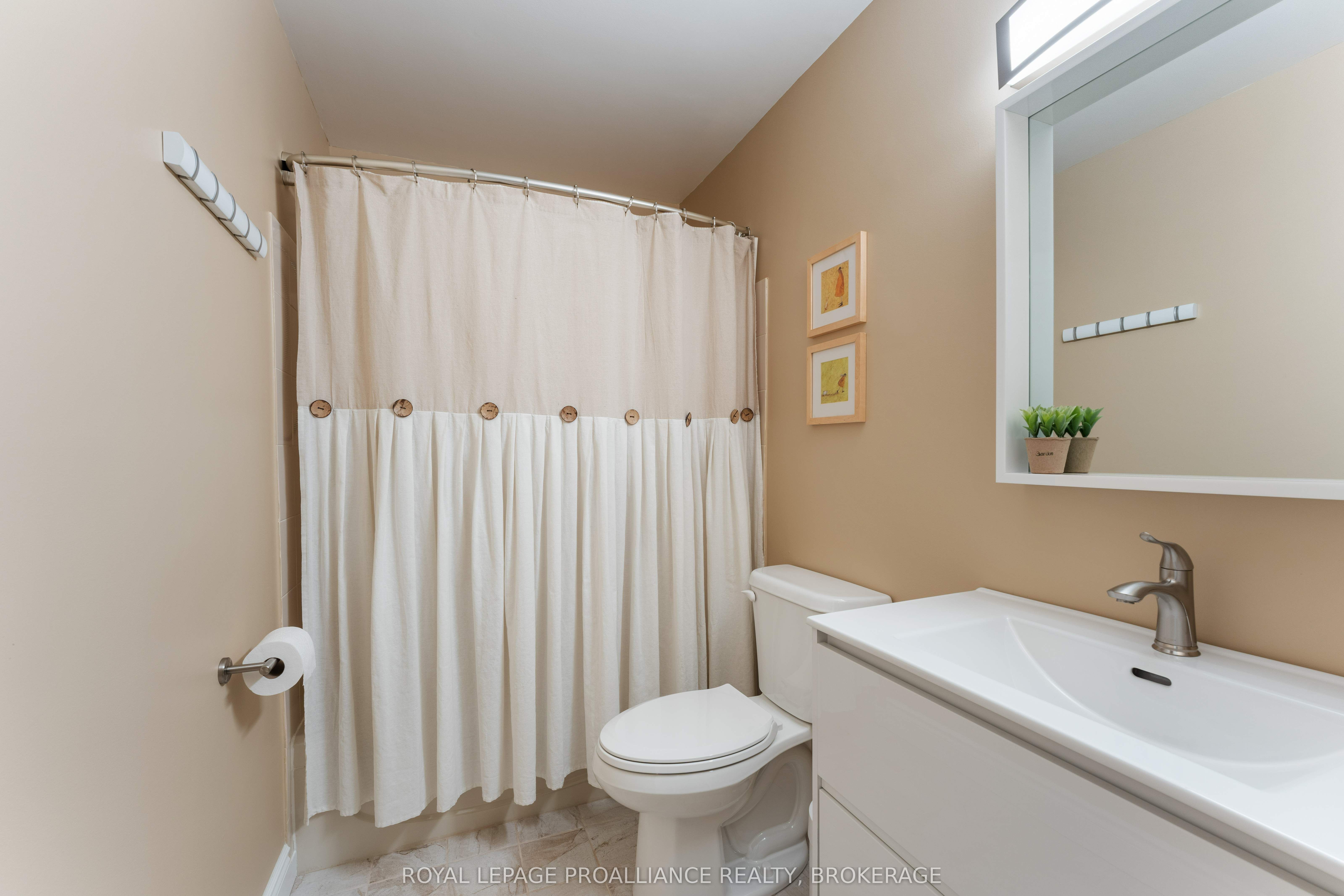 701 Davis Drive 8 Property Photo 24