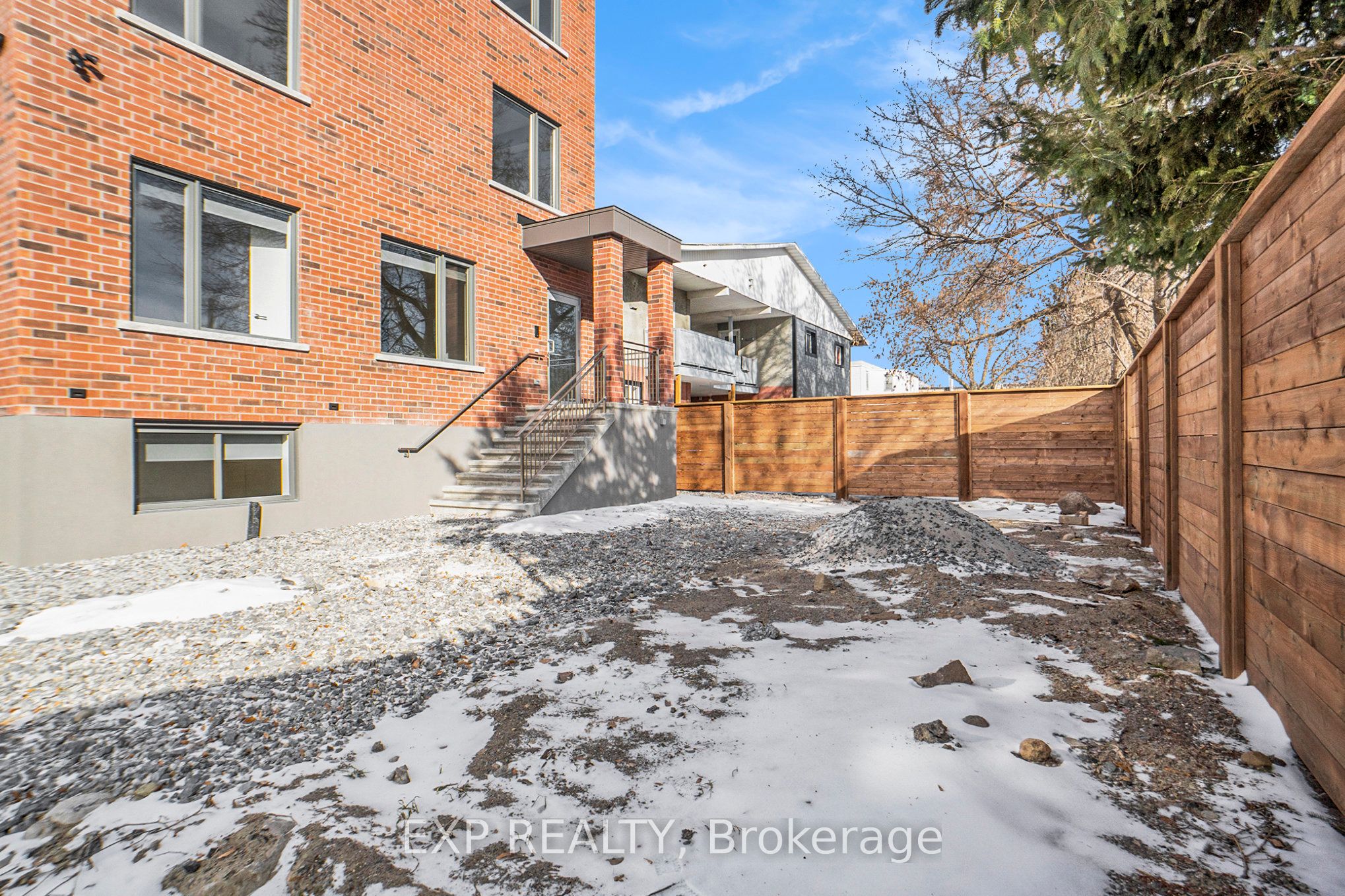 158 Laval Street N Unit # 7 Property Photo 12