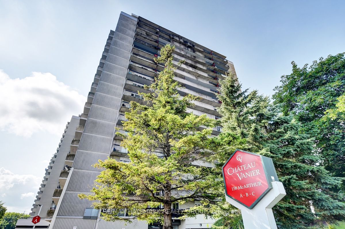 #1005 - 158A McArthur Avenue Property Photo 1