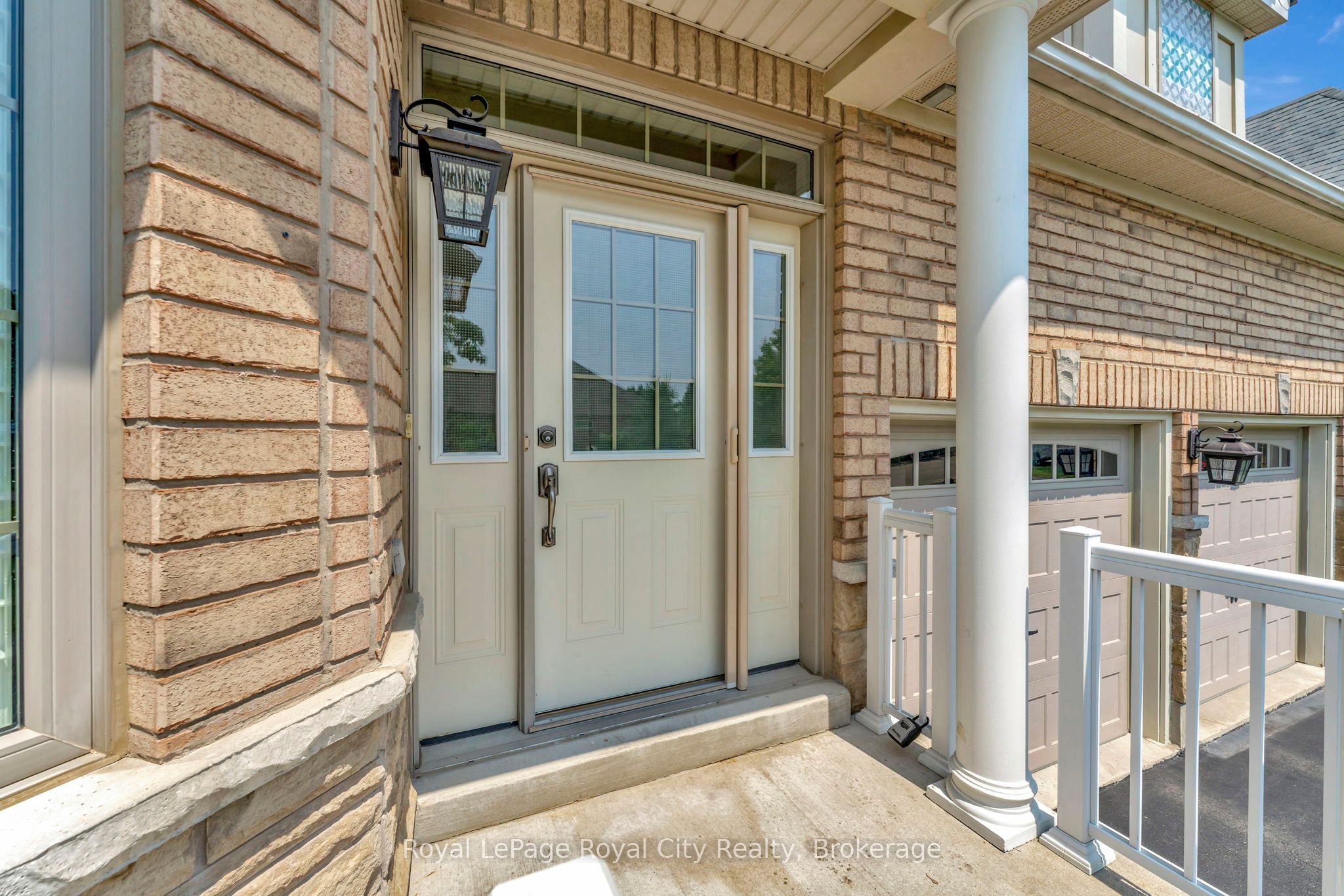 114 Aberfoyle Mill Crescent Property Photo 6
