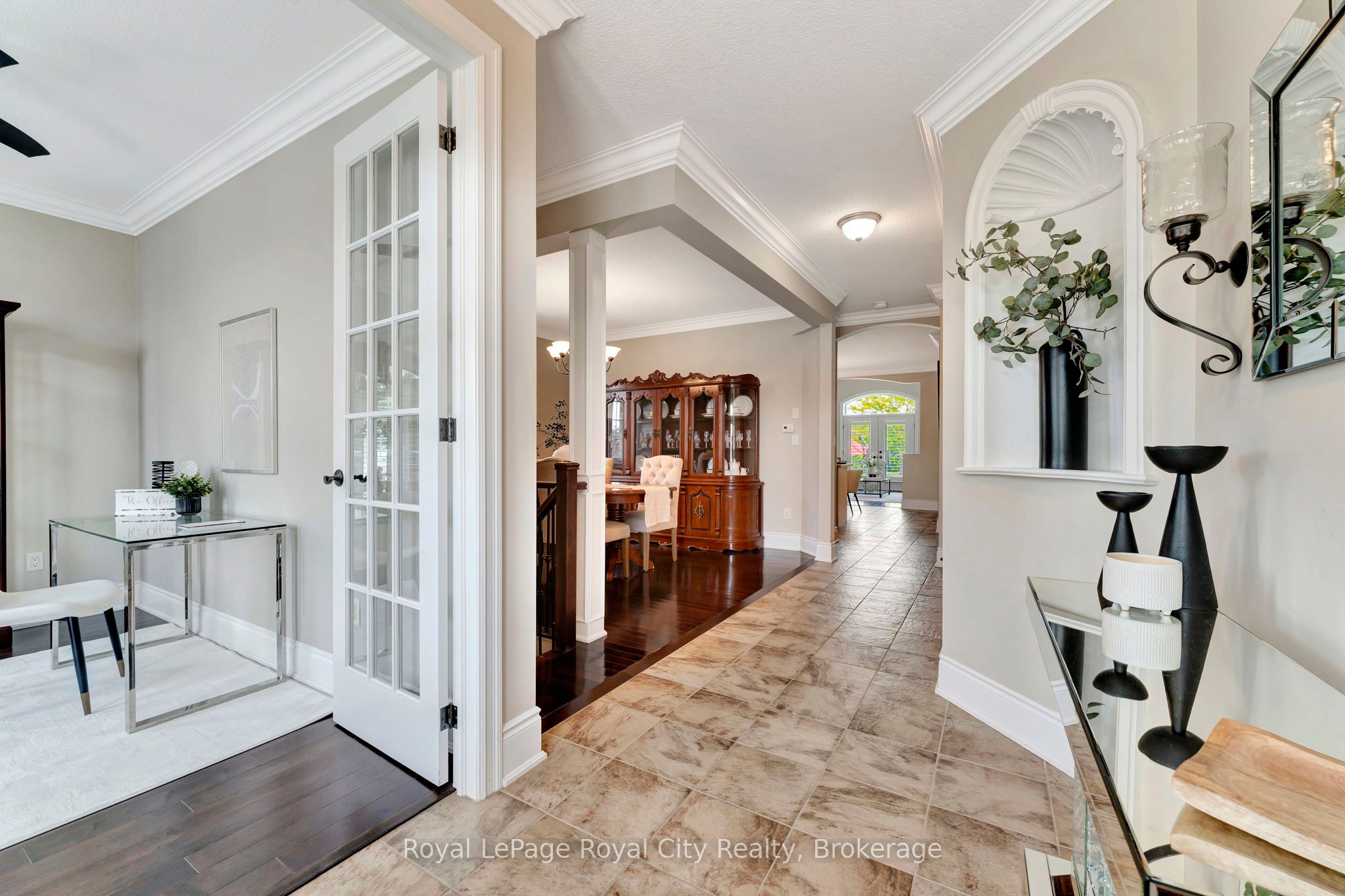 114 Aberfoyle Mill Crescent Property Photo 10