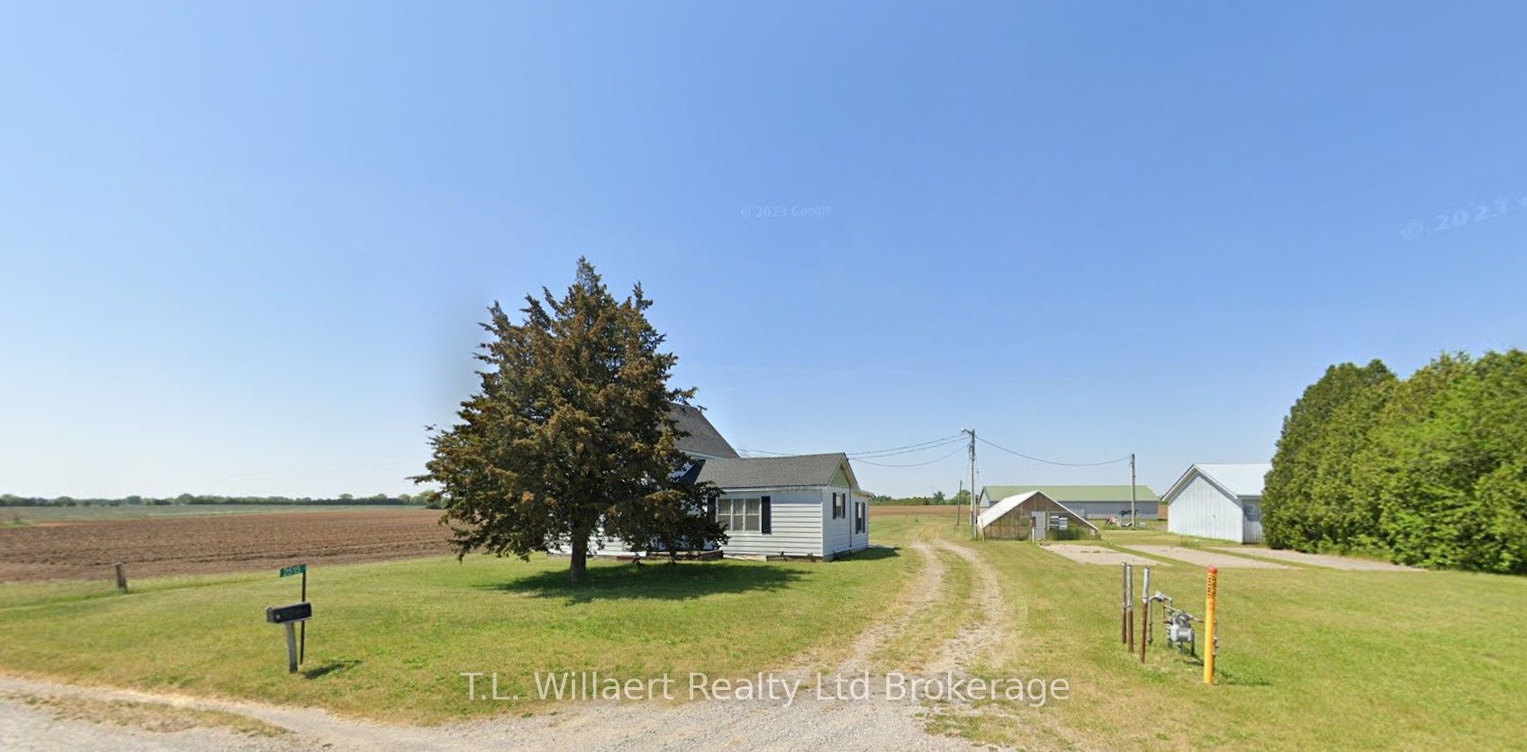 2515 1st Conc Rd Str Road Property Photo 1