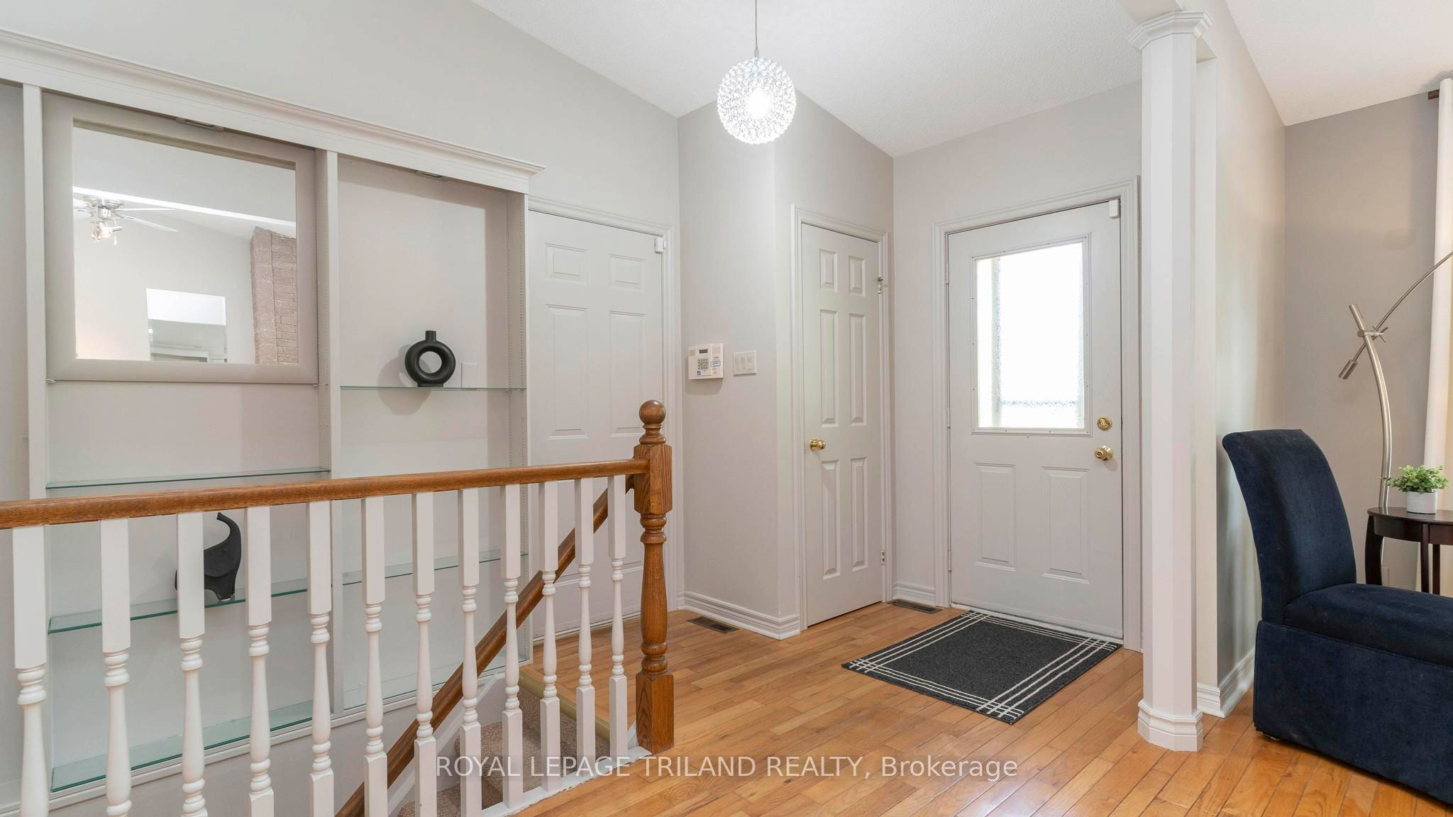 1241 Hamilton Road 7 Property Photo 3