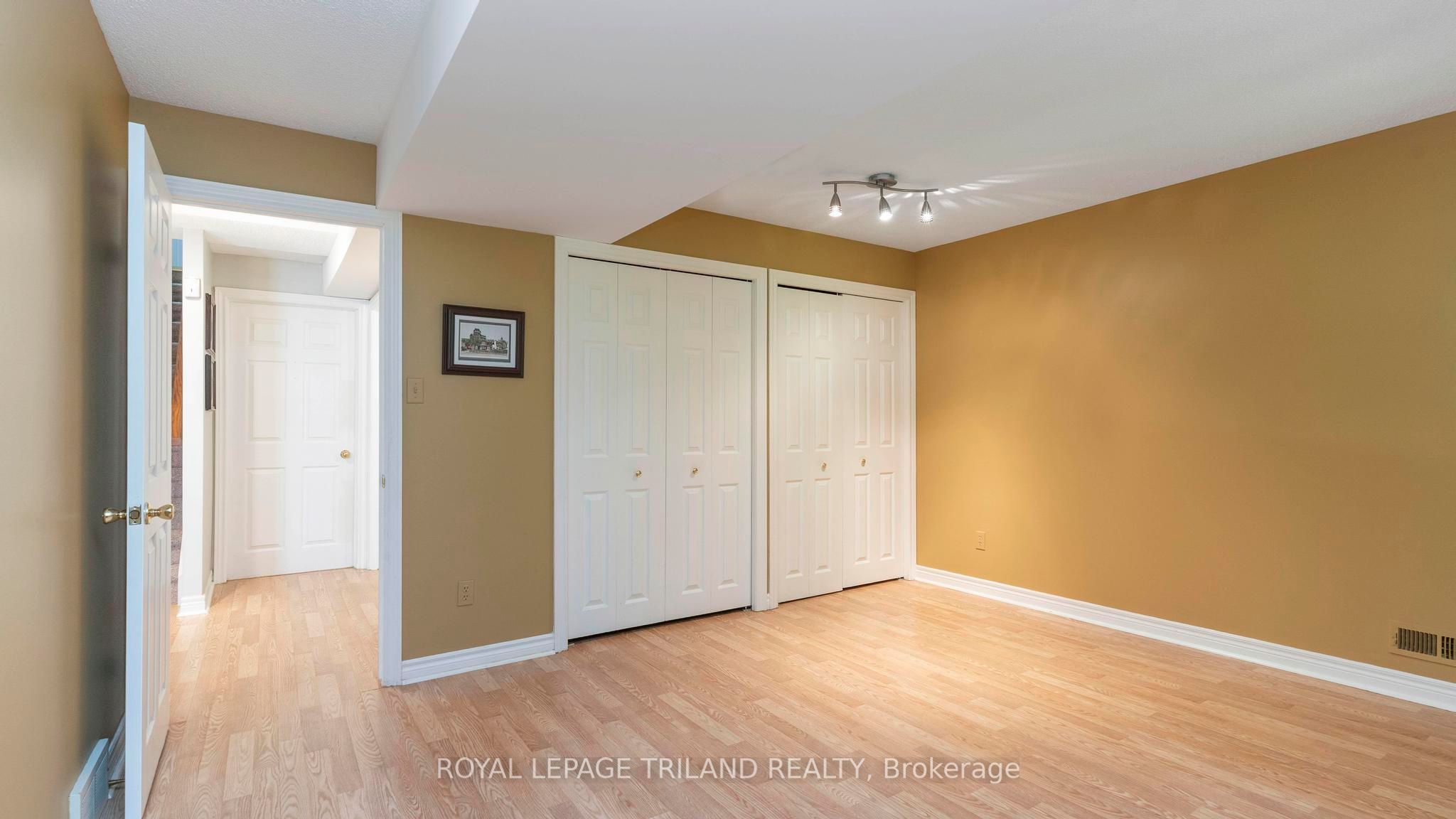 1241 Hamilton Road 7 Property Photo 18