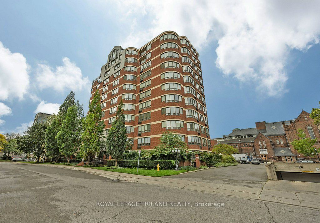 #403 - 7 Picton Street Property Photo 1