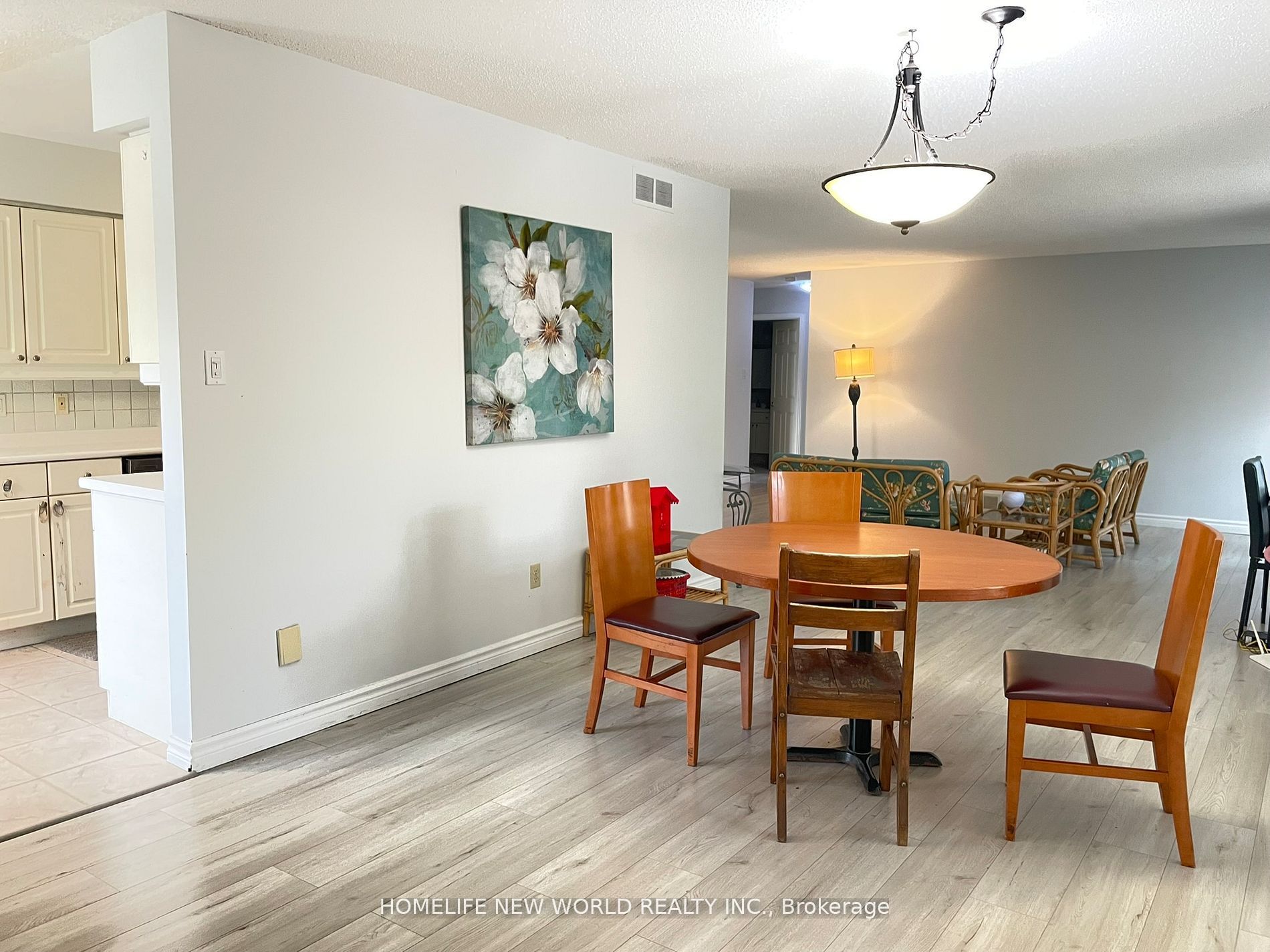#77 - 1500 Richmond Street Property Photo 8