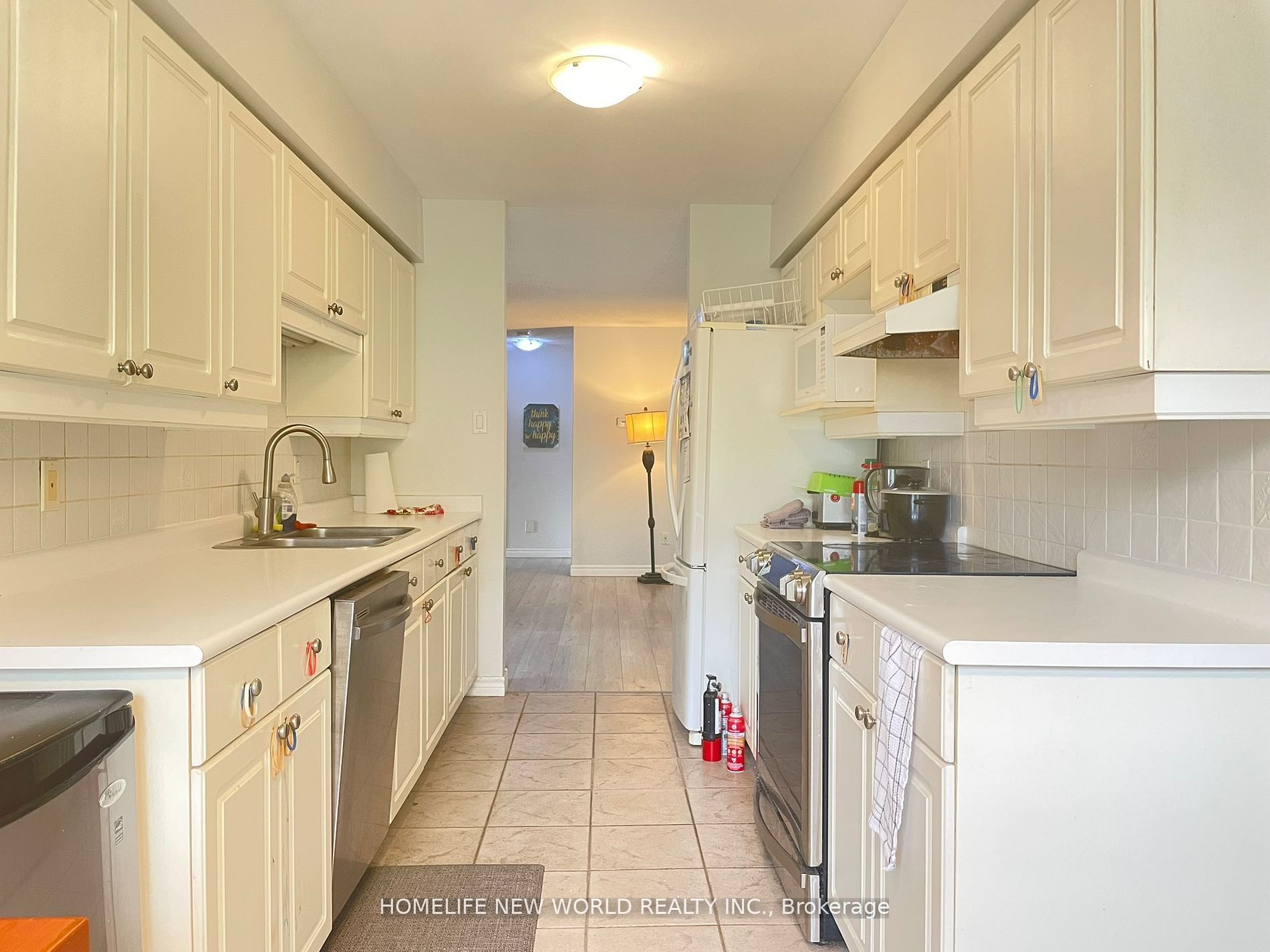 #77 - 1500 Richmond Street Property Photo 12