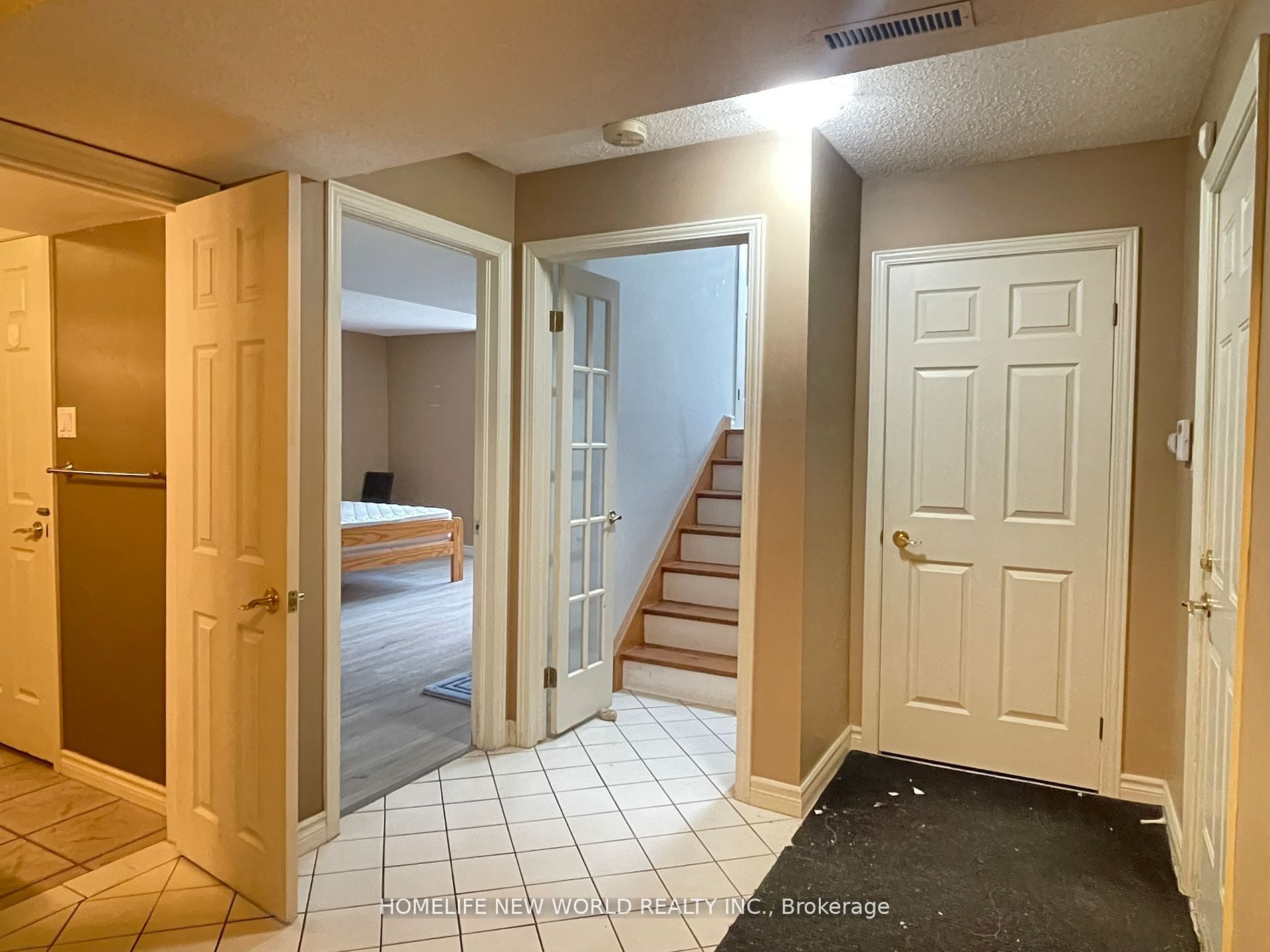 #77 - 1500 Richmond Street Property Photo 25