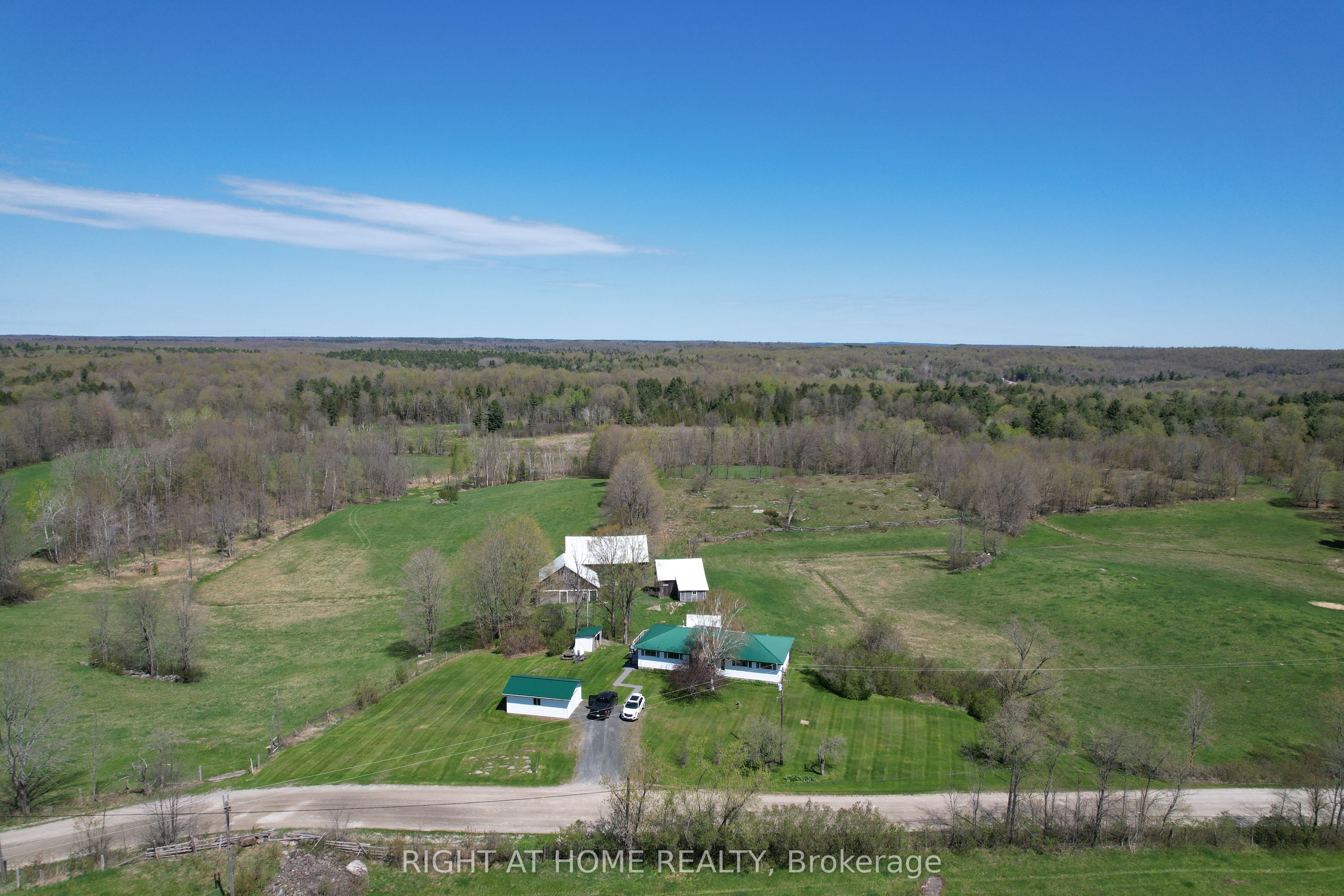 2720 Bell Line Road N Property Photo 1