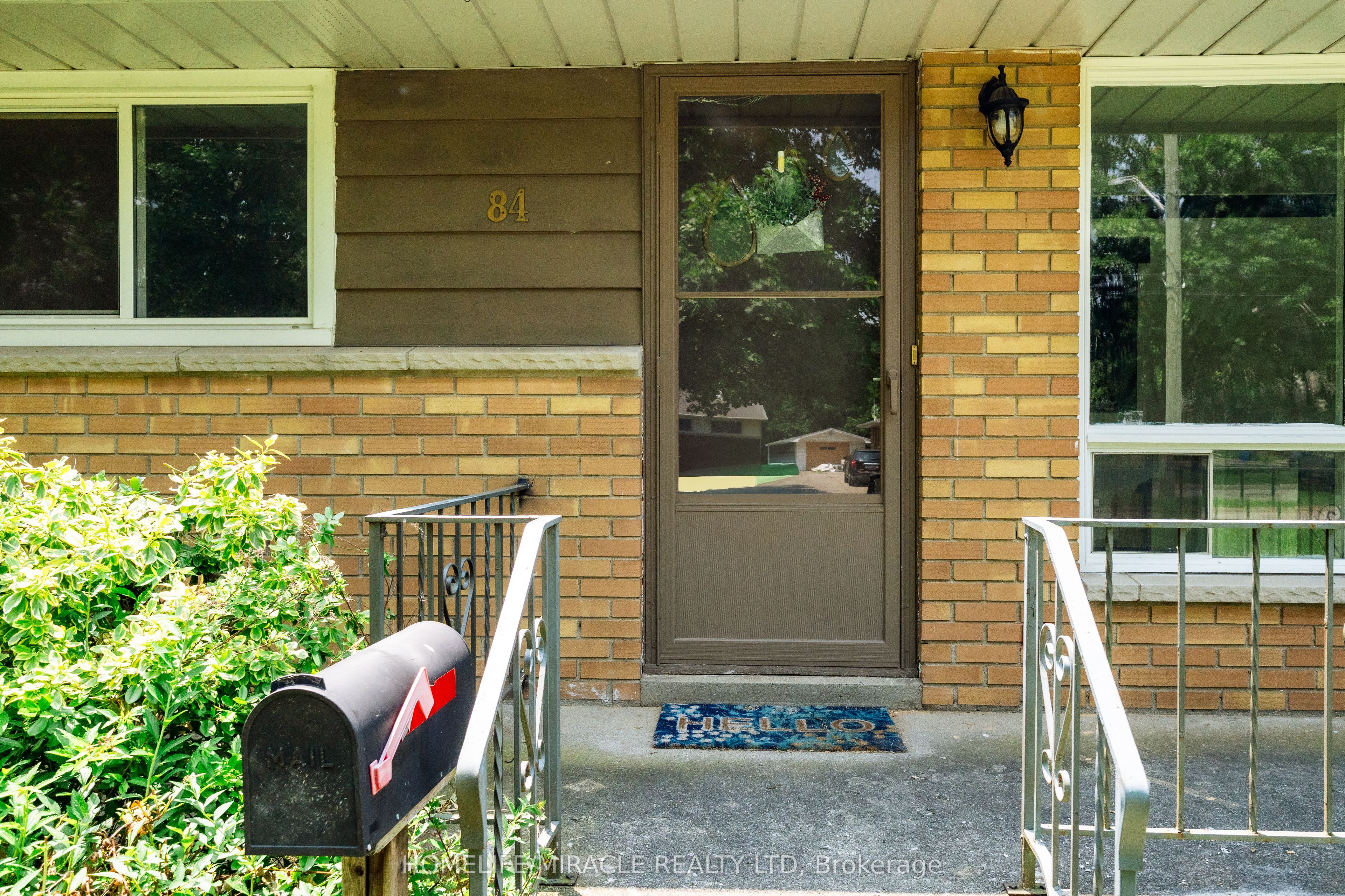 84 Dunvegan Drive Property Photo 5