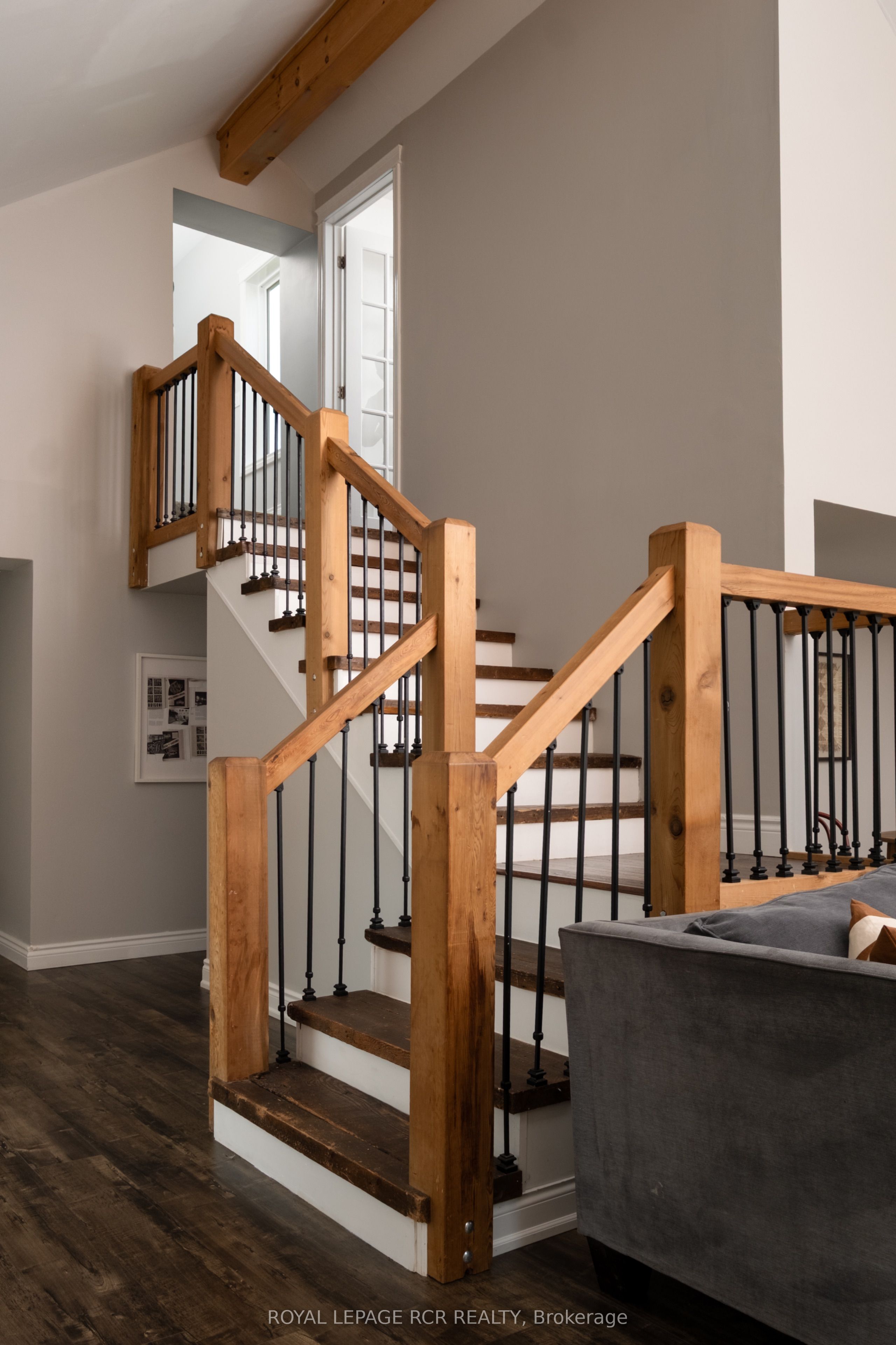 6175 Fourth Line Property Photo 23