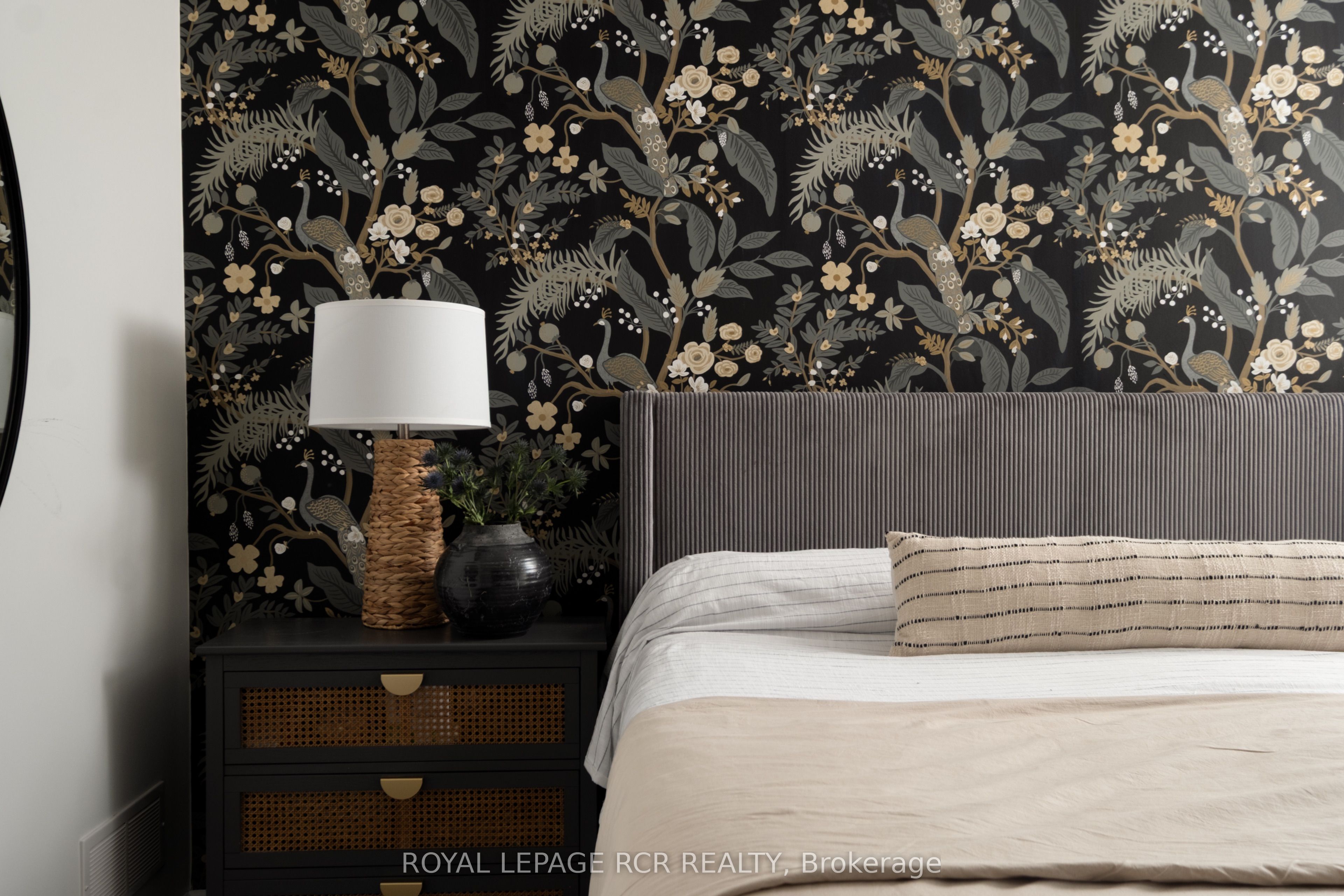 6175 Fourth Line Property Photo 25