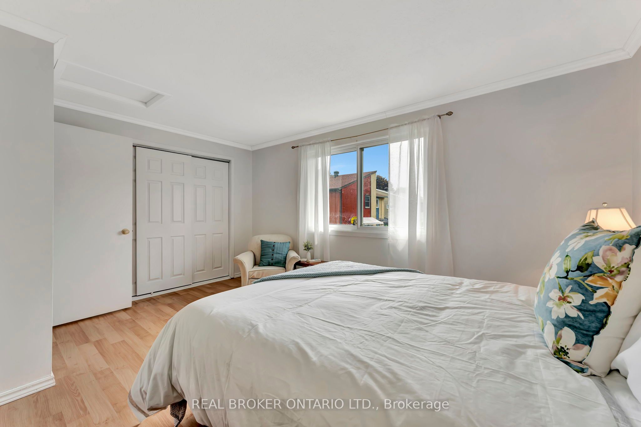 5 Tedwyn Drive Property Photo 13