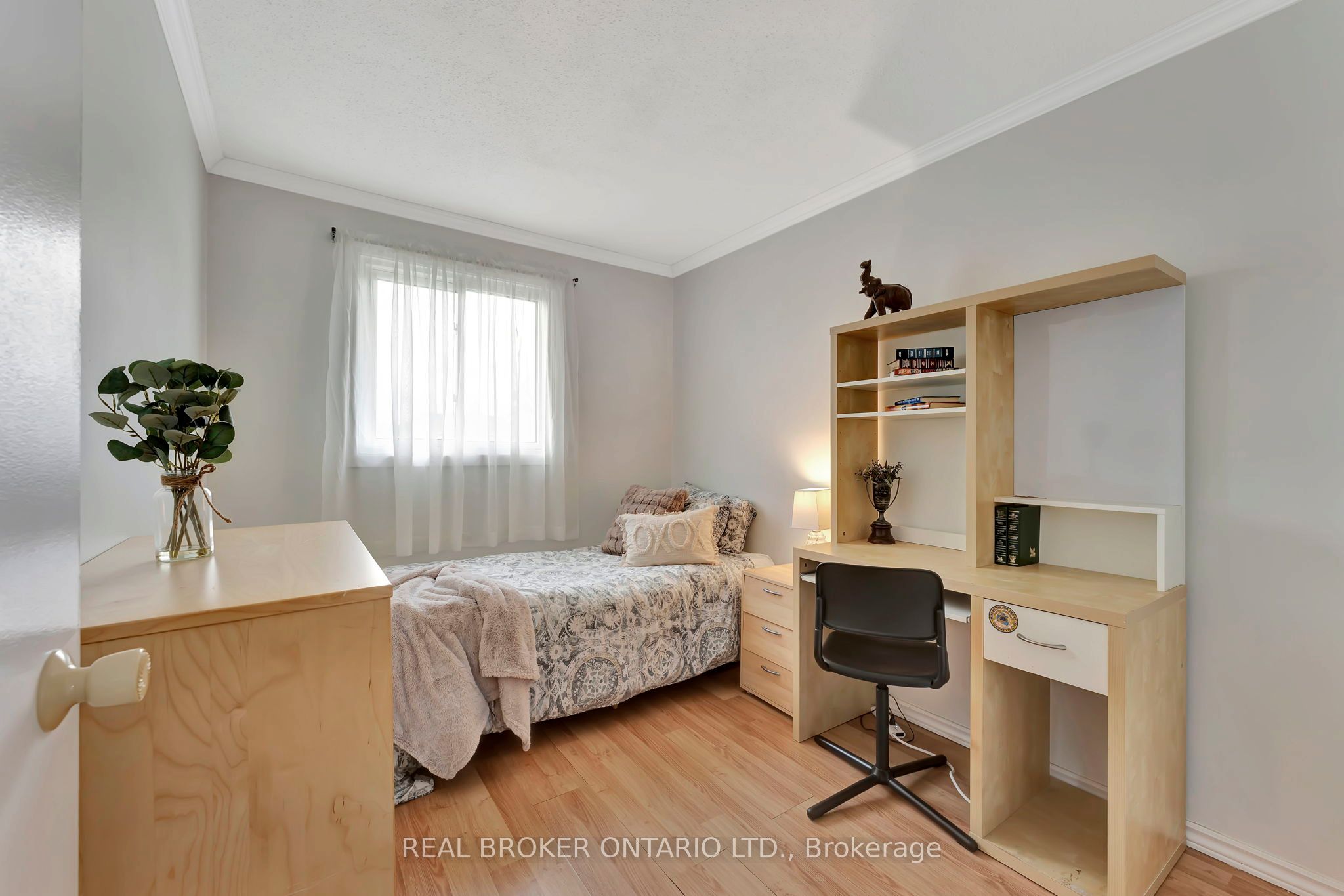 5 Tedwyn Drive Property Photo 14