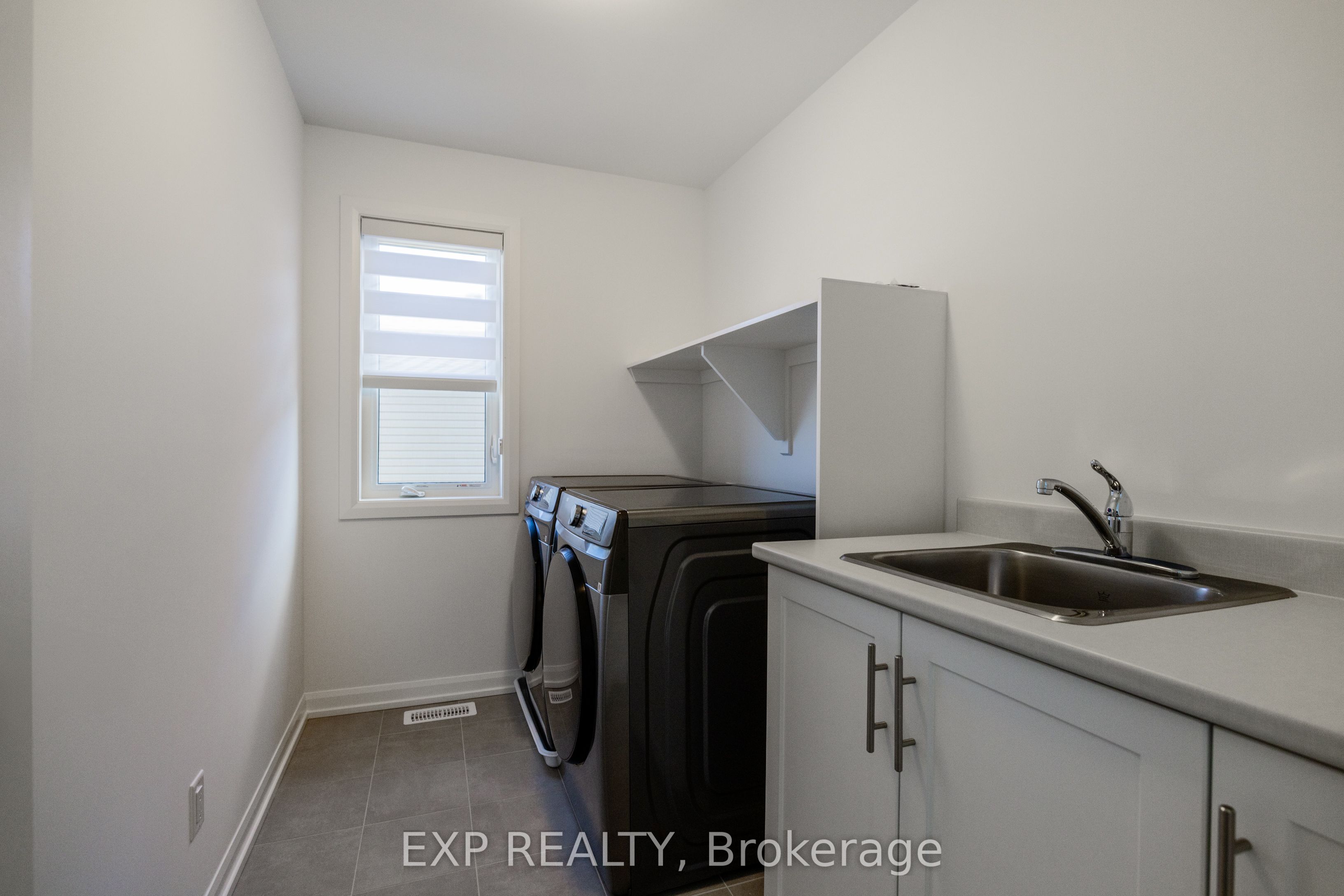 1245 Diamond Street Property Photo 14