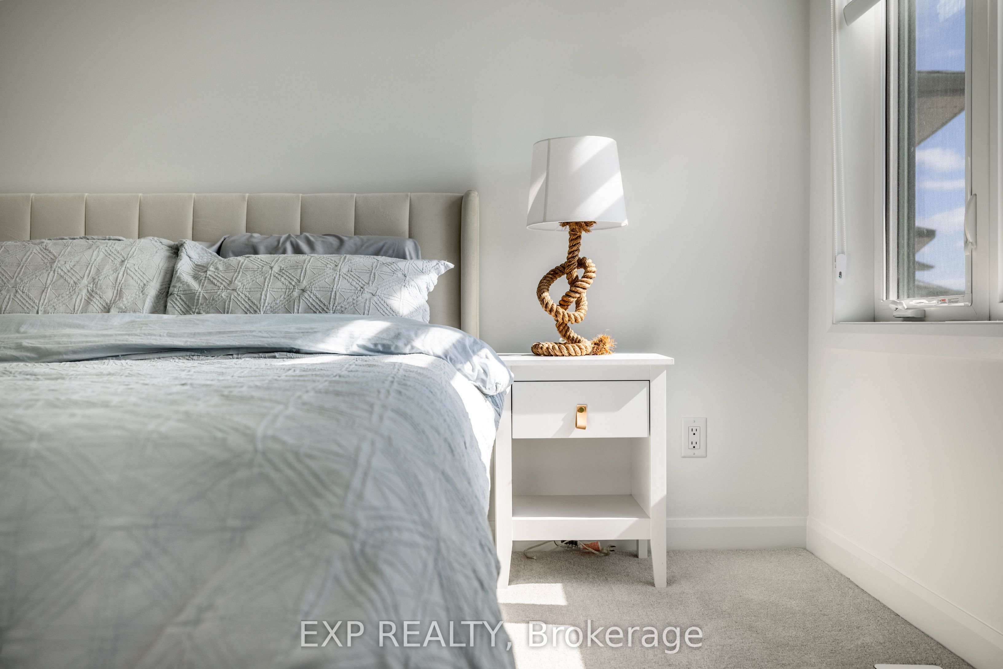 1245 Diamond Street Property Photo 16