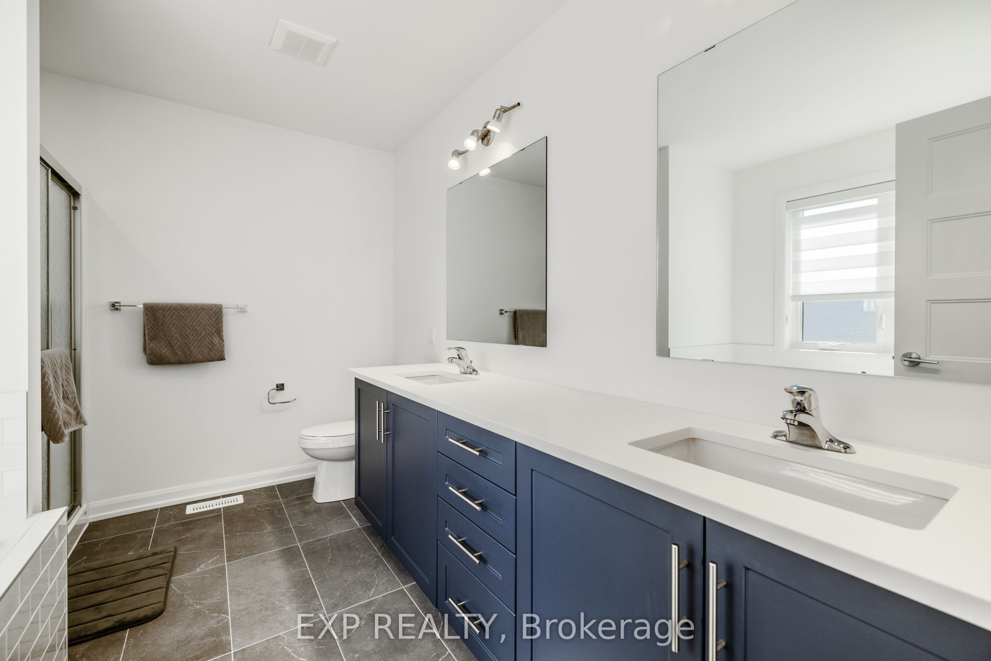 1245 Diamond Street Property Photo 19