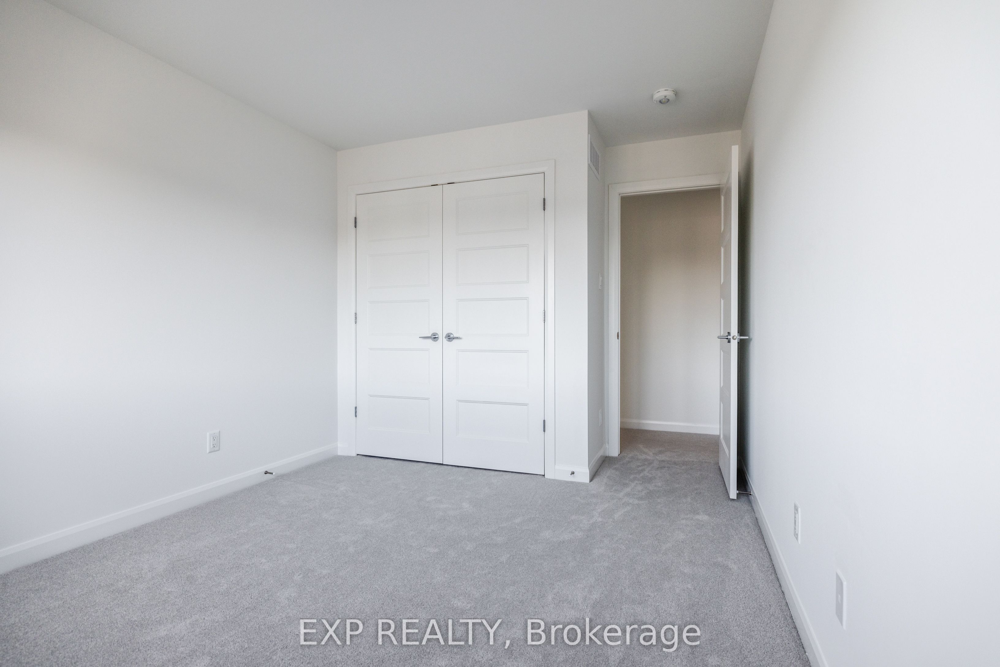 1245 Diamond Street Property Photo 24