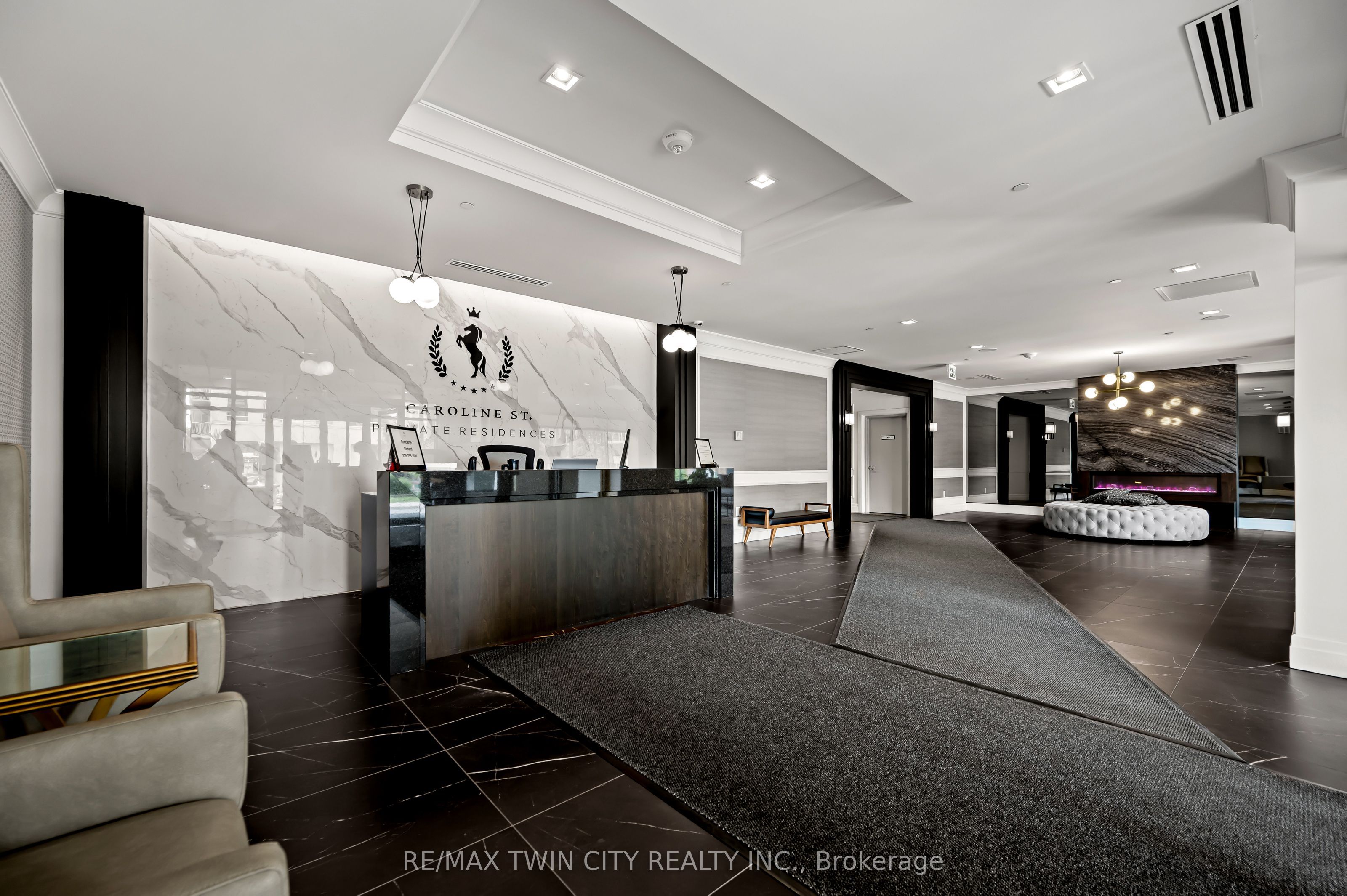 155 Caroline Street S 1411 Property Photo 7