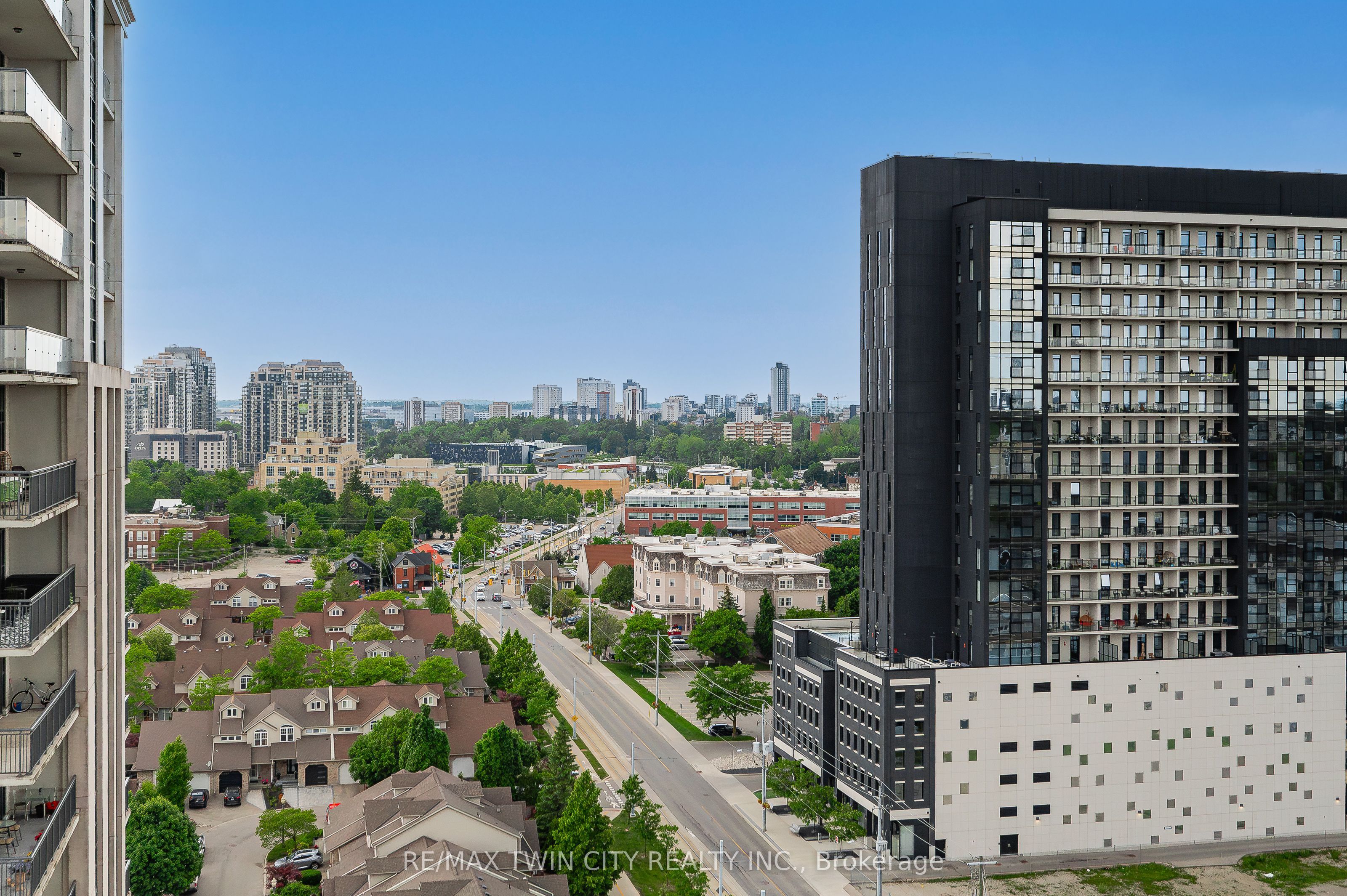 155 Caroline Street S 1411 Property Photo 32