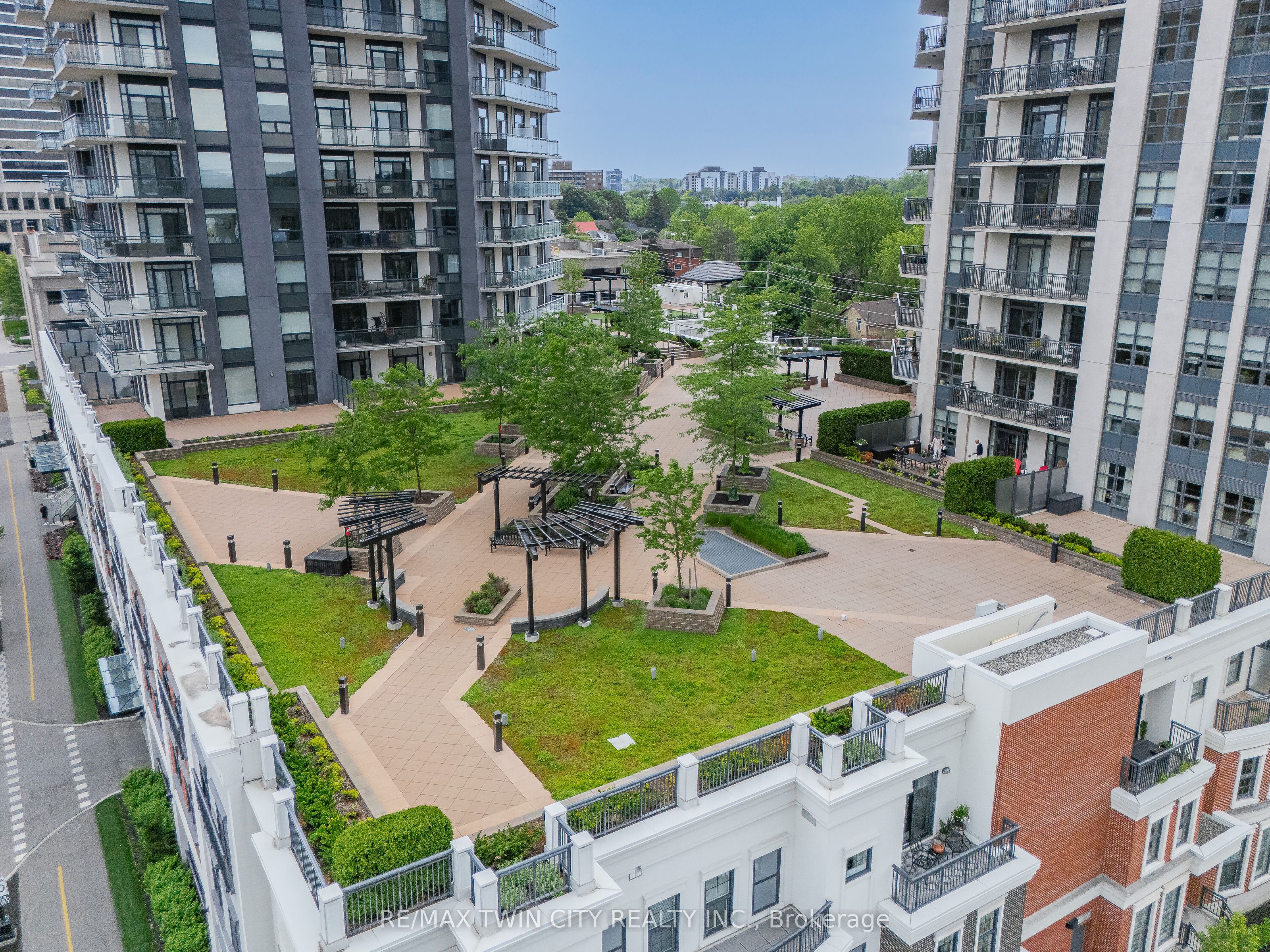 155 Caroline Street S 1411 Property Photo 45