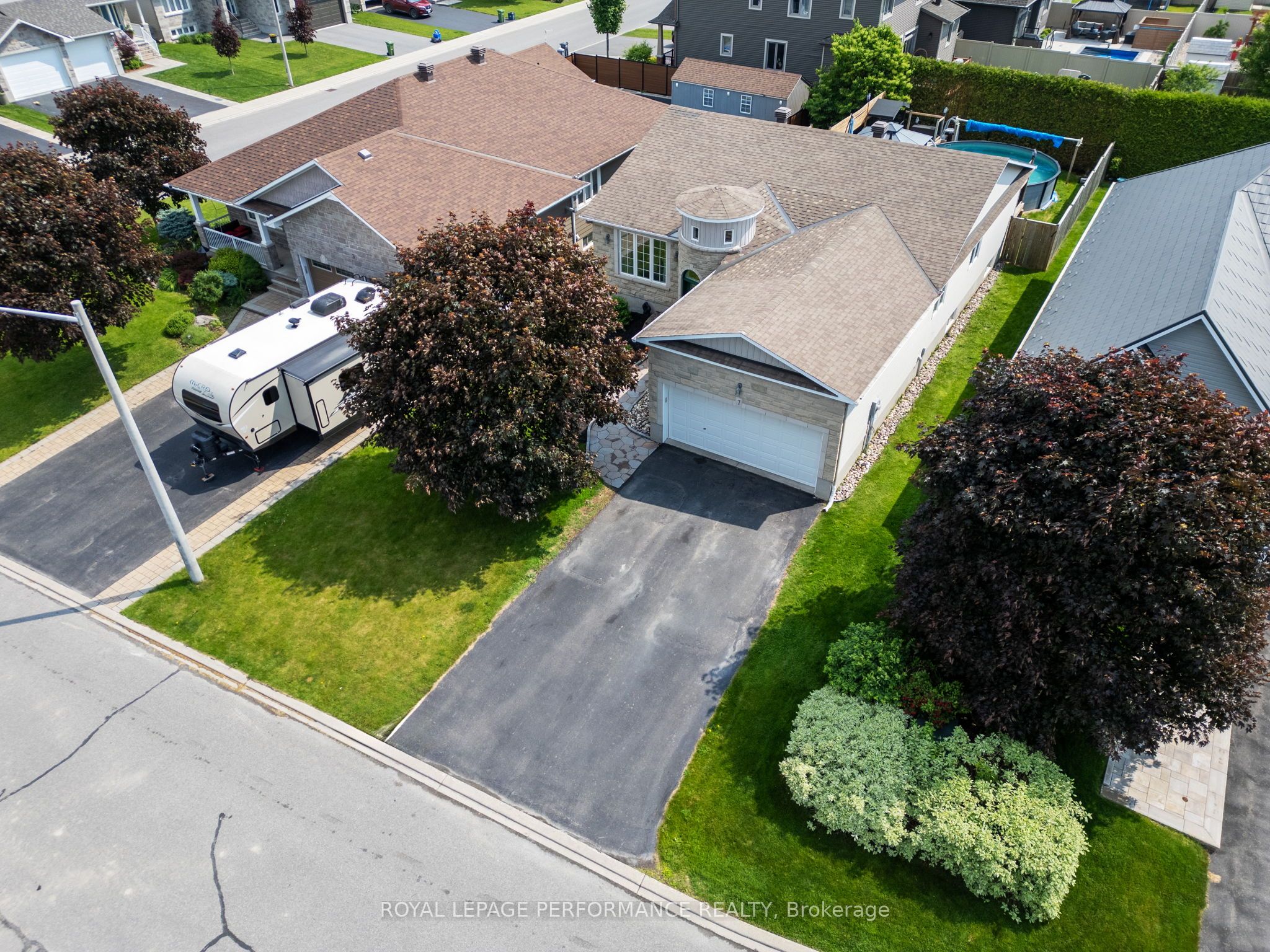 7 Settlement Lane Property Photo 1