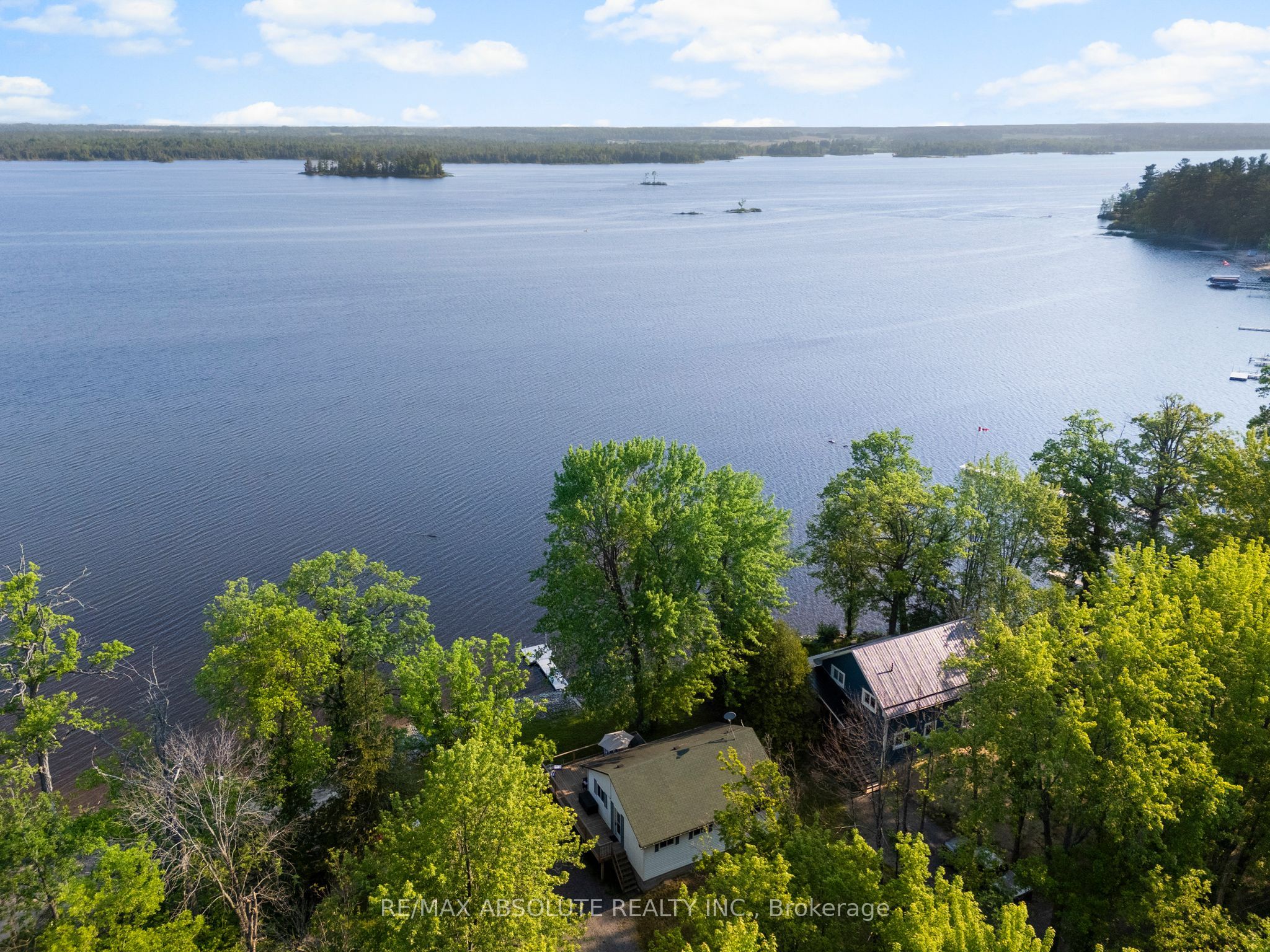 339 Leavoy Lane Property Photo 4