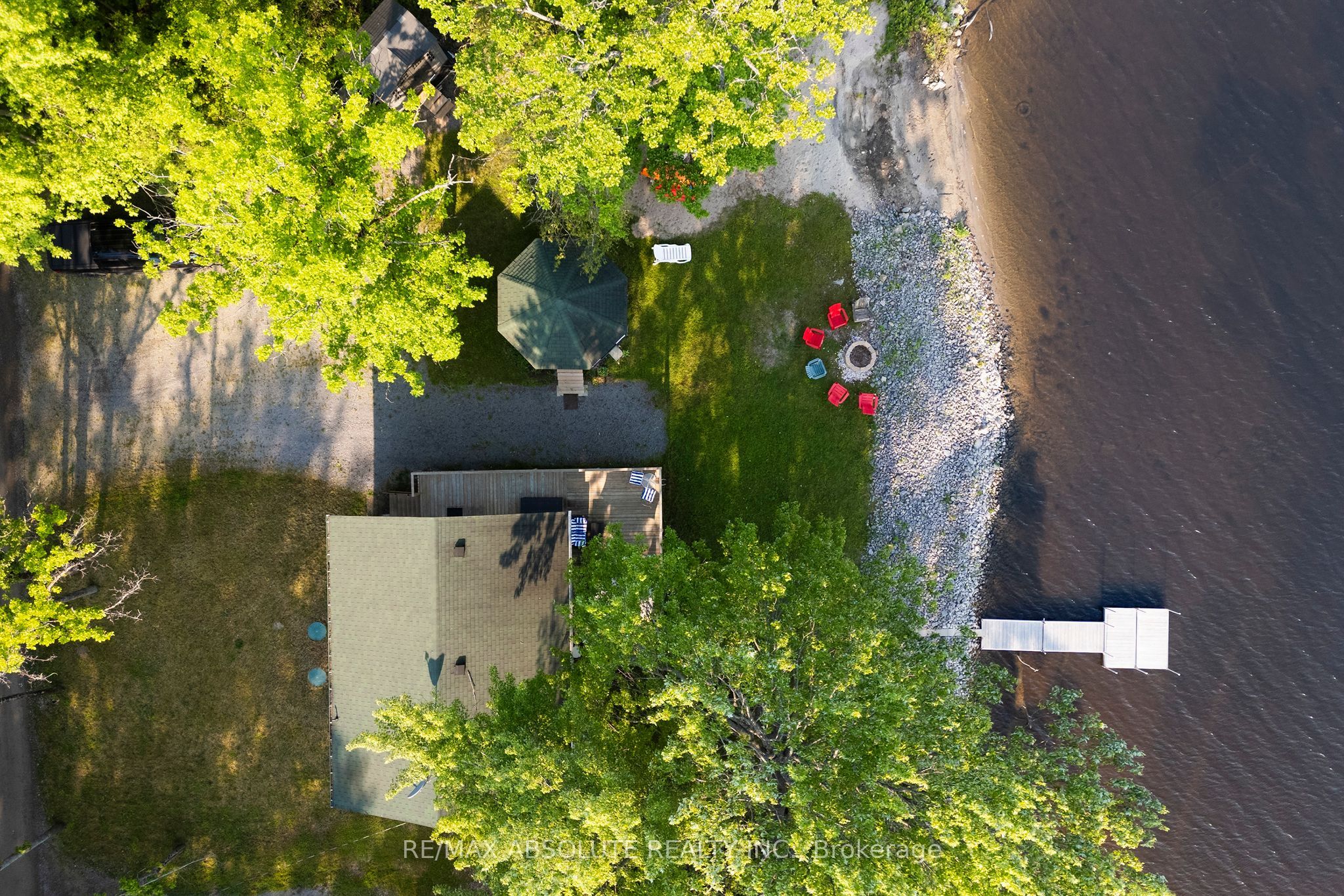 339 Leavoy Lane Property Photo 40
