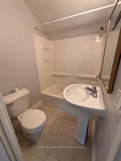 266 Emond Street Property Photo 5