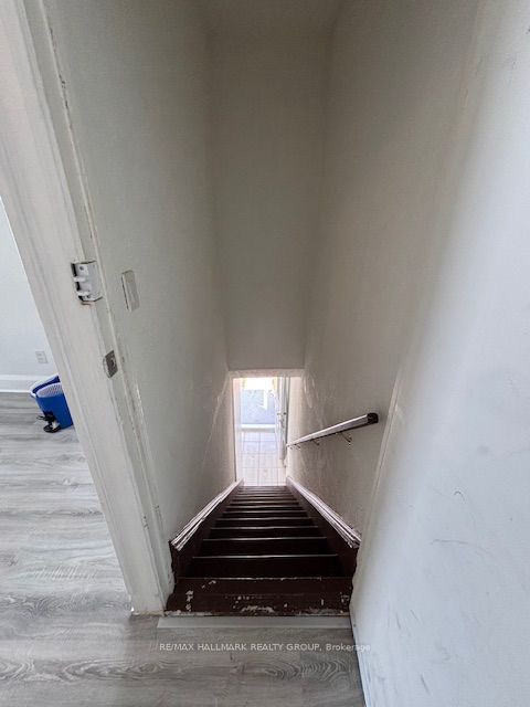 266 Emond Street Property Photo 11