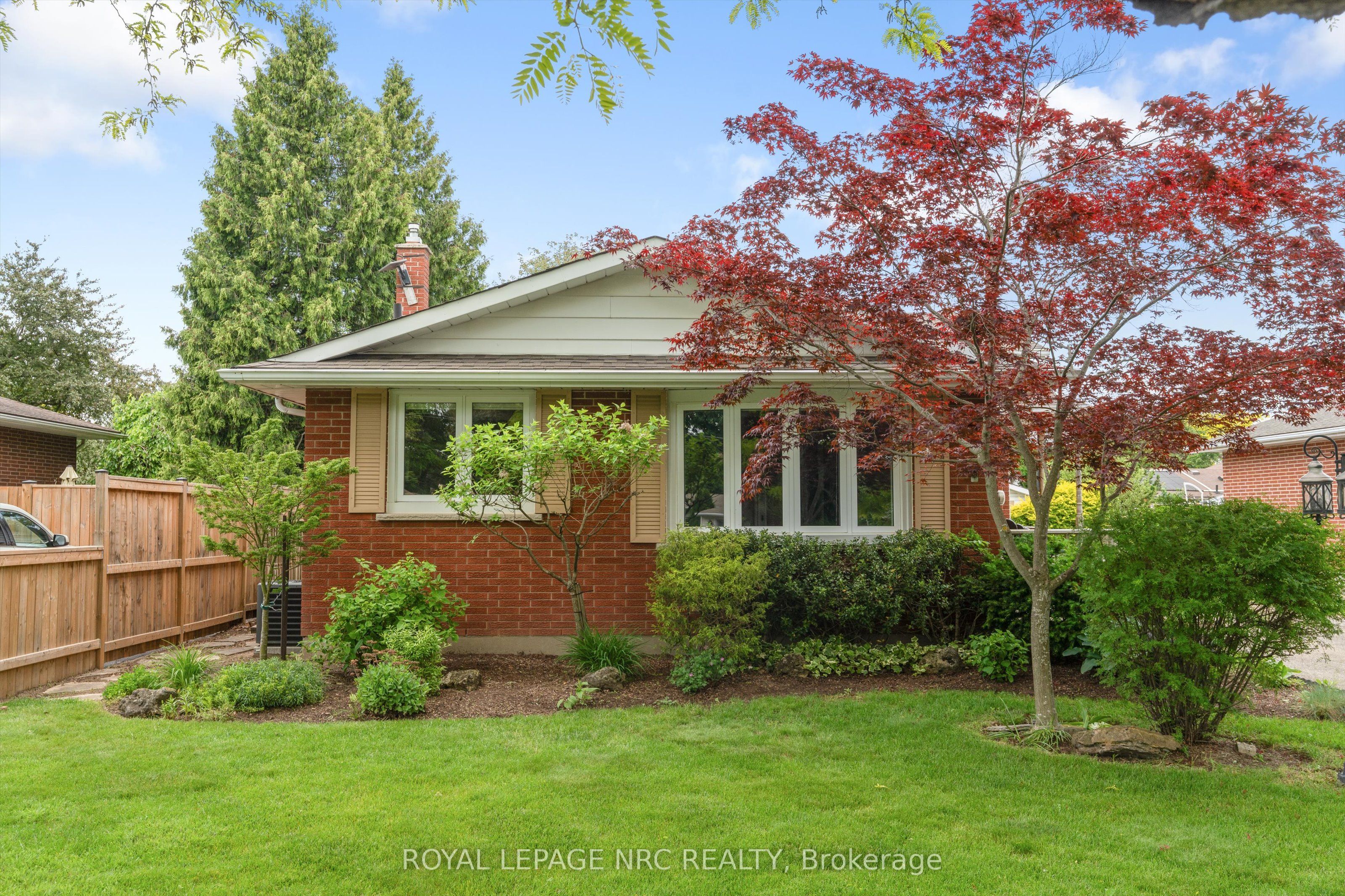 533 Vine St Property Photo 1