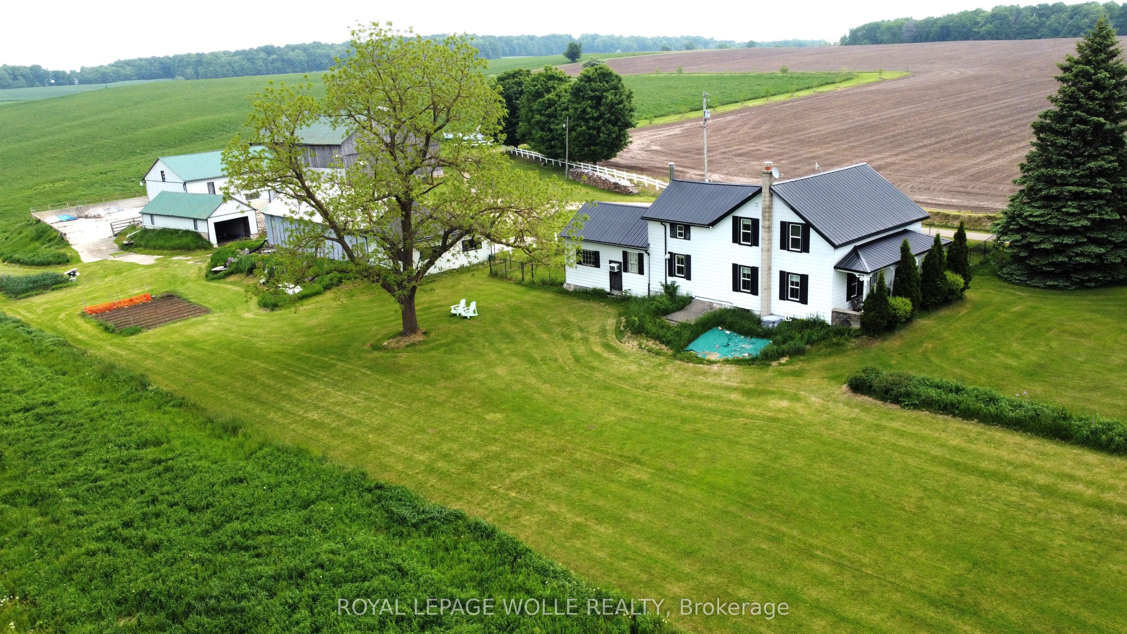 4385 Hessen Strasse N/a Property Photo 1