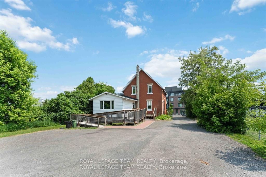 1538 Stittsville Main Street 2 Property Photo 3
