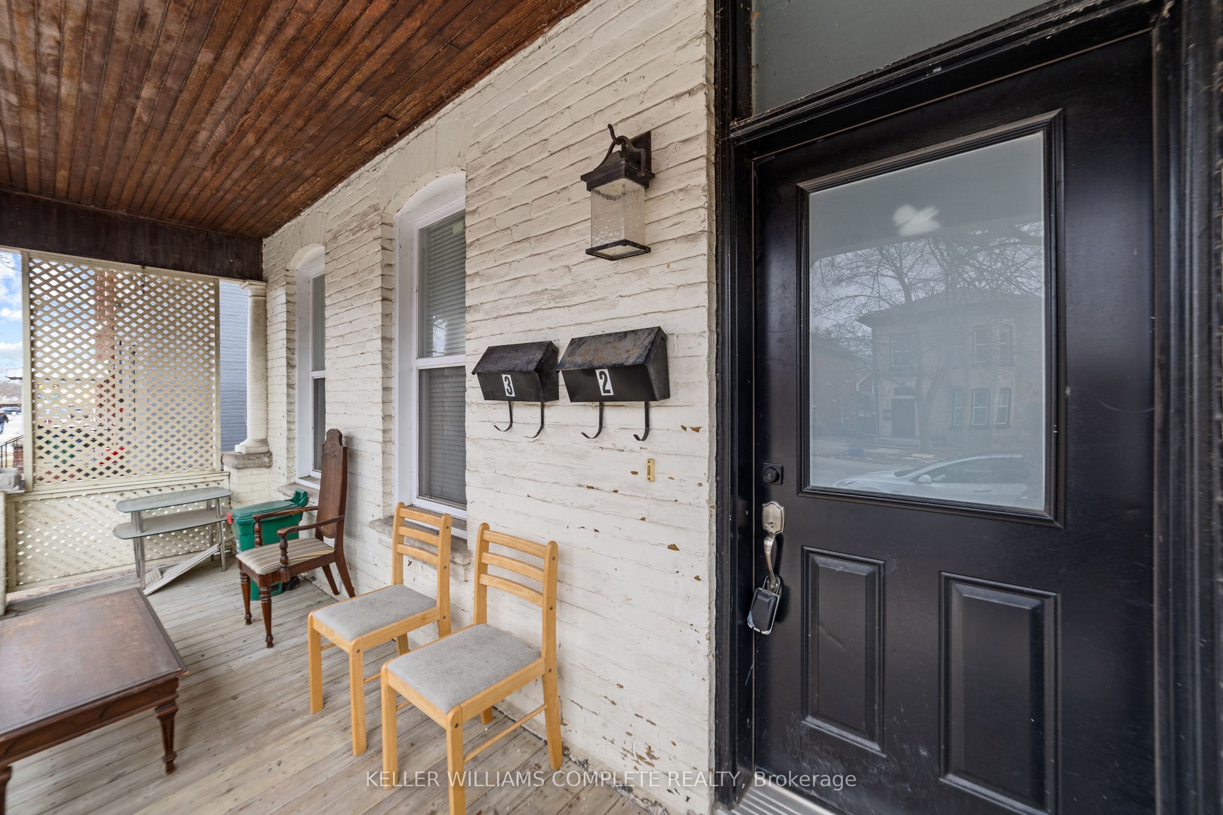 127 West Street Property Photo 5