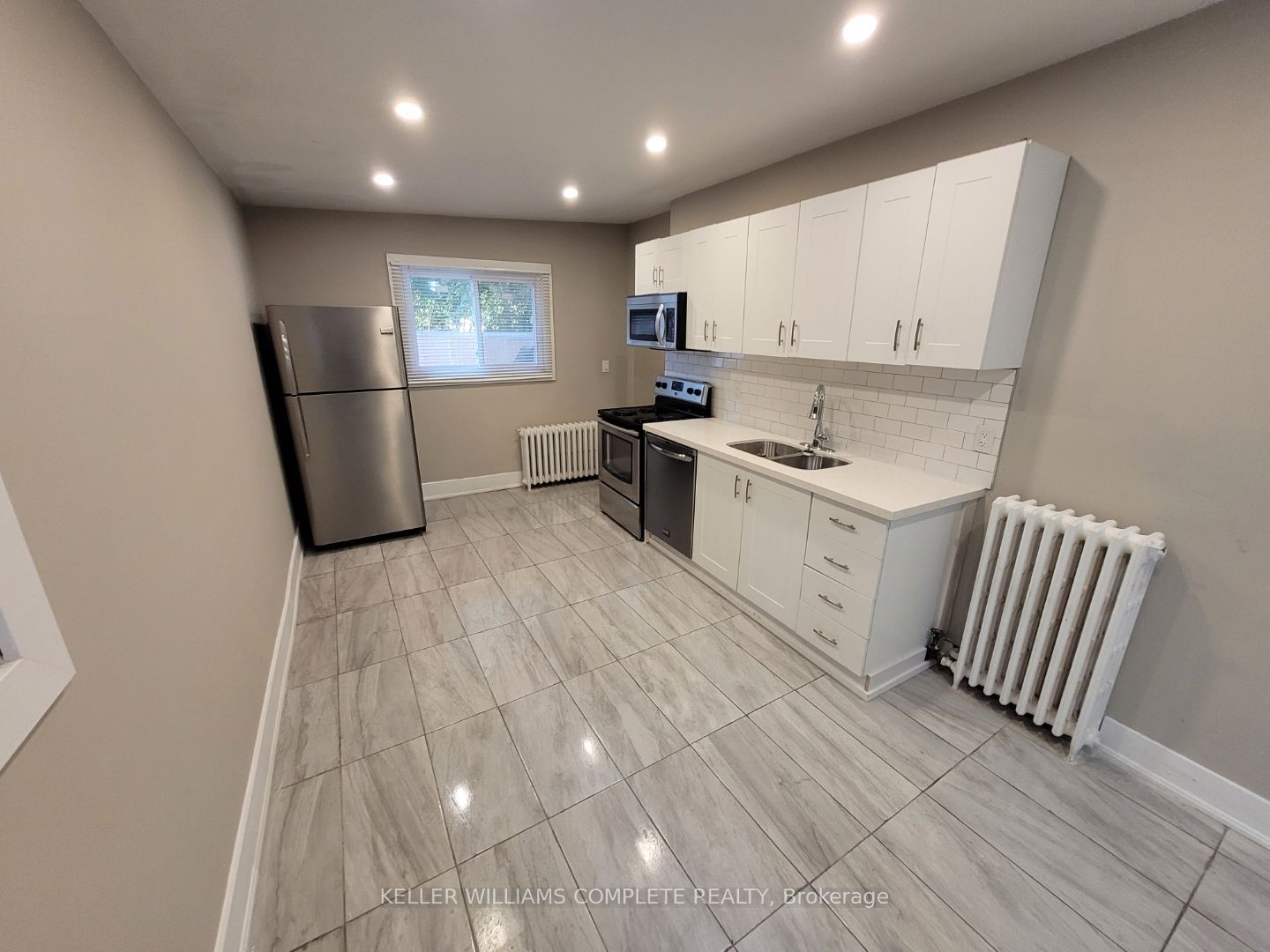 127 West Street Property Photo 19