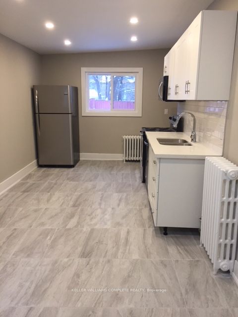 127 West Street Property Photo 26