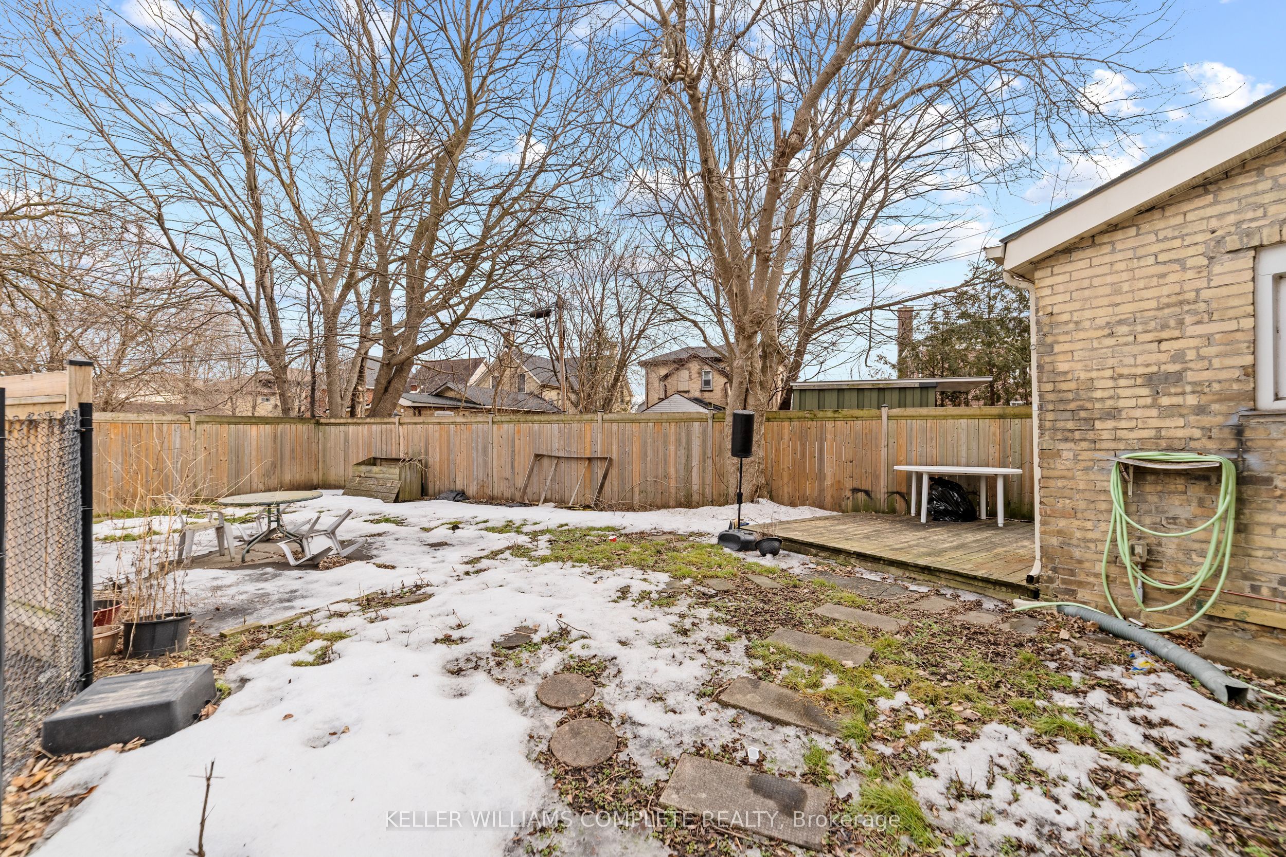 127 West Street Property Photo 29