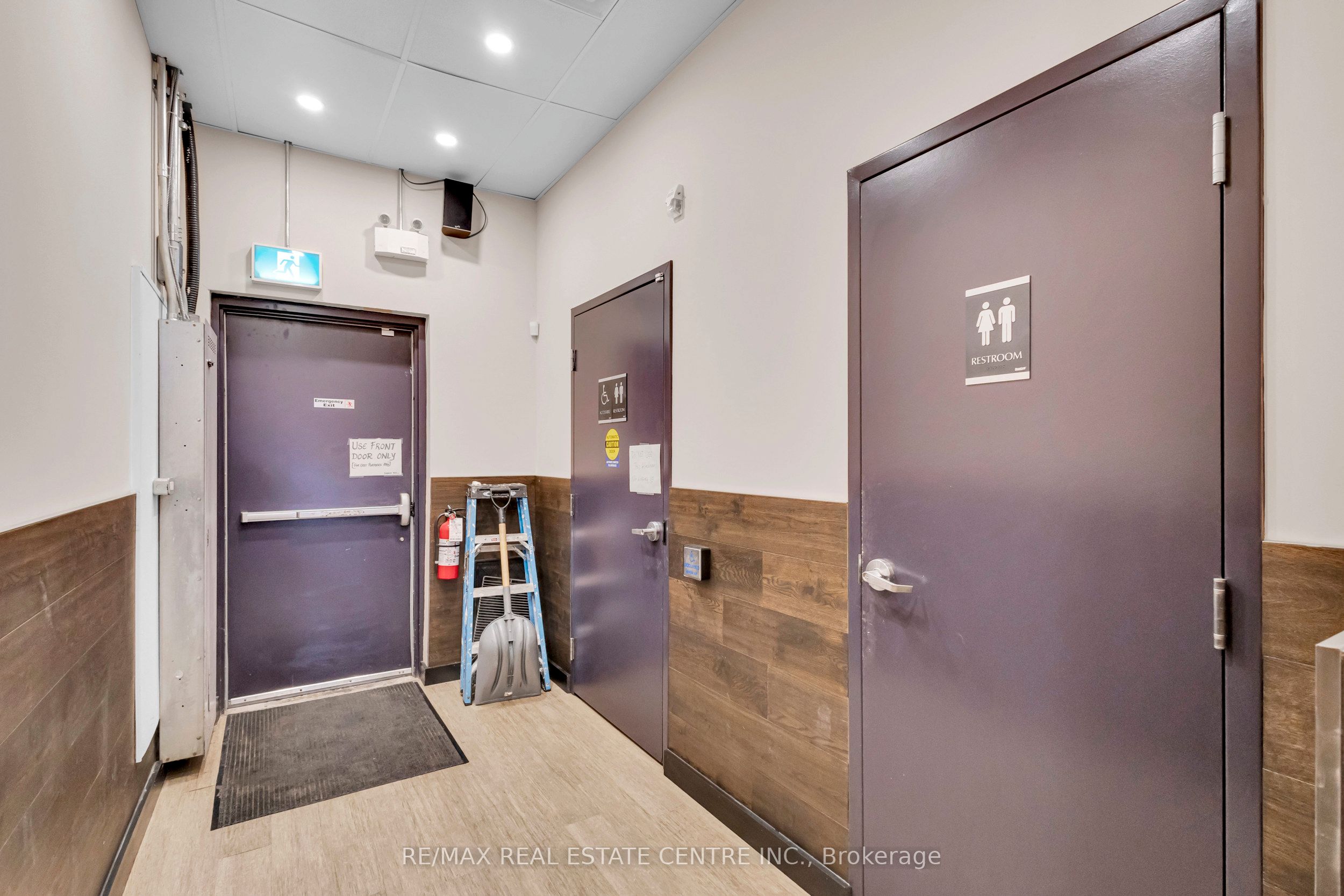 247 King Street N 1a Property Photo 20