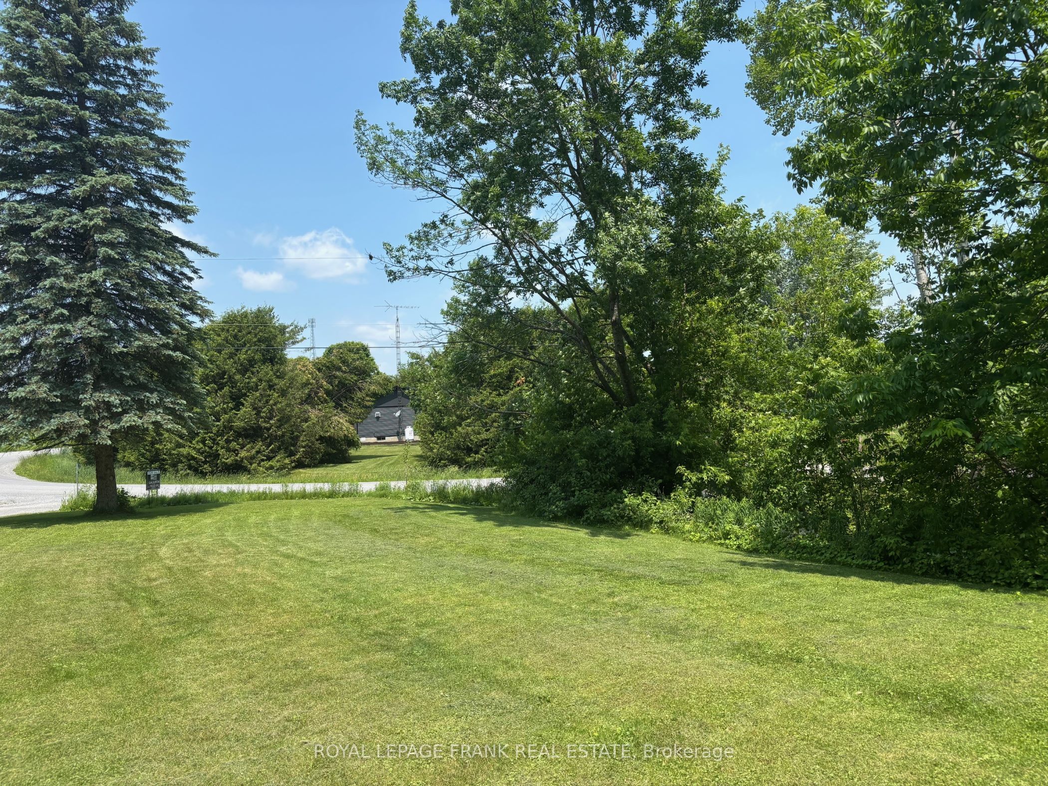 878 Payne Line Road Property Photo 2