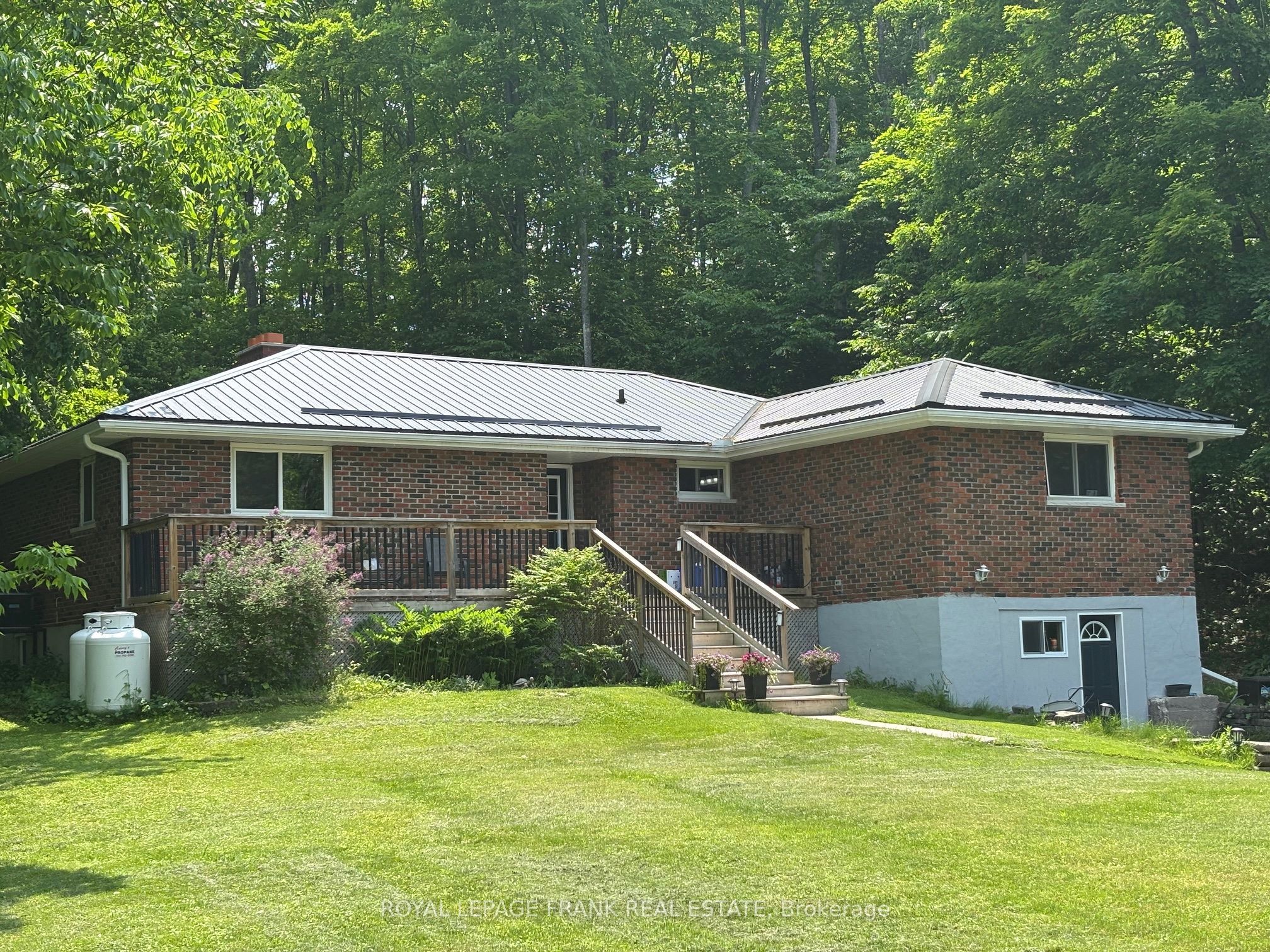 878 Payne Line Road Property Photo 3