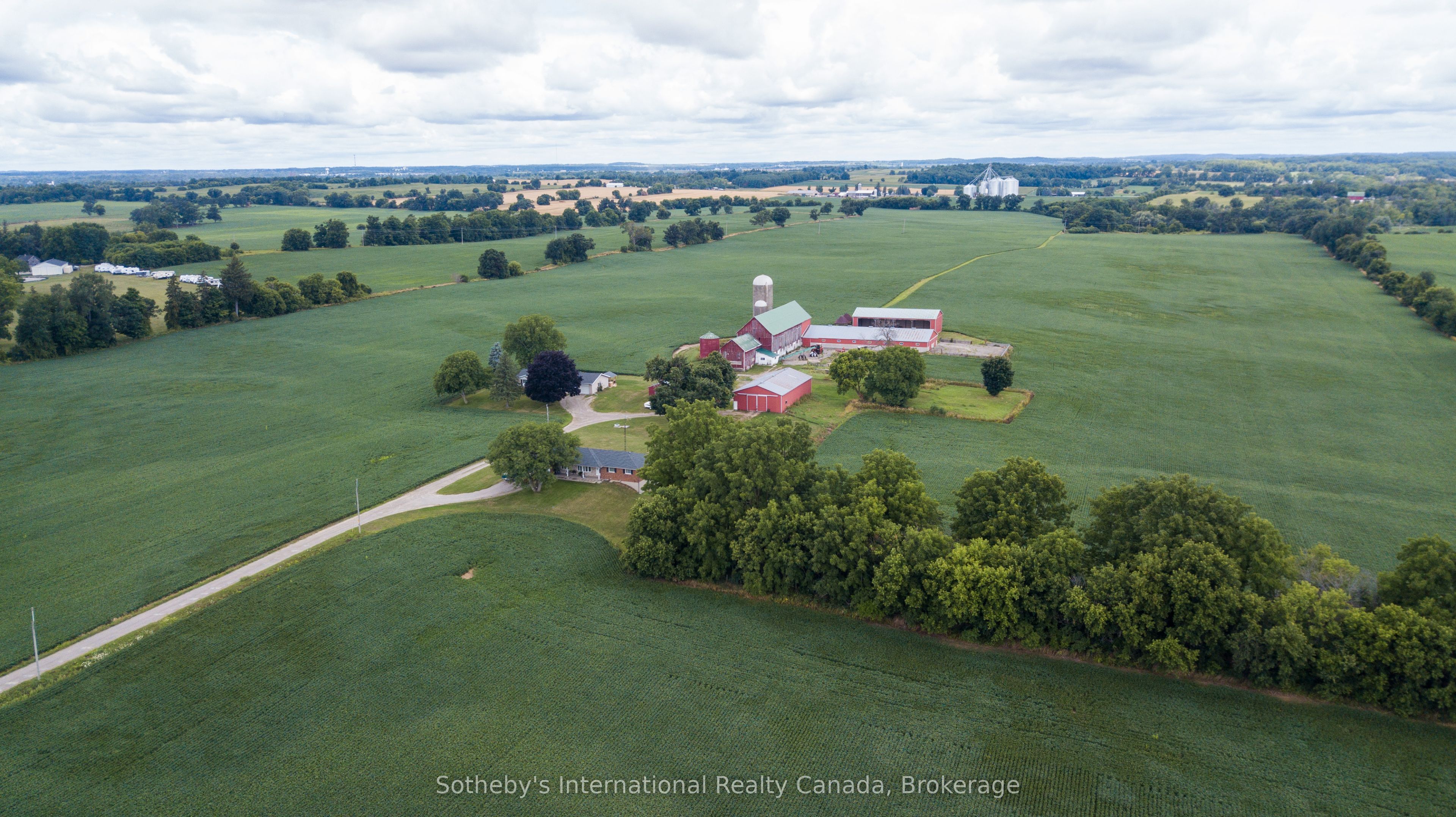 671/673 Powerline Road Property Photo 14