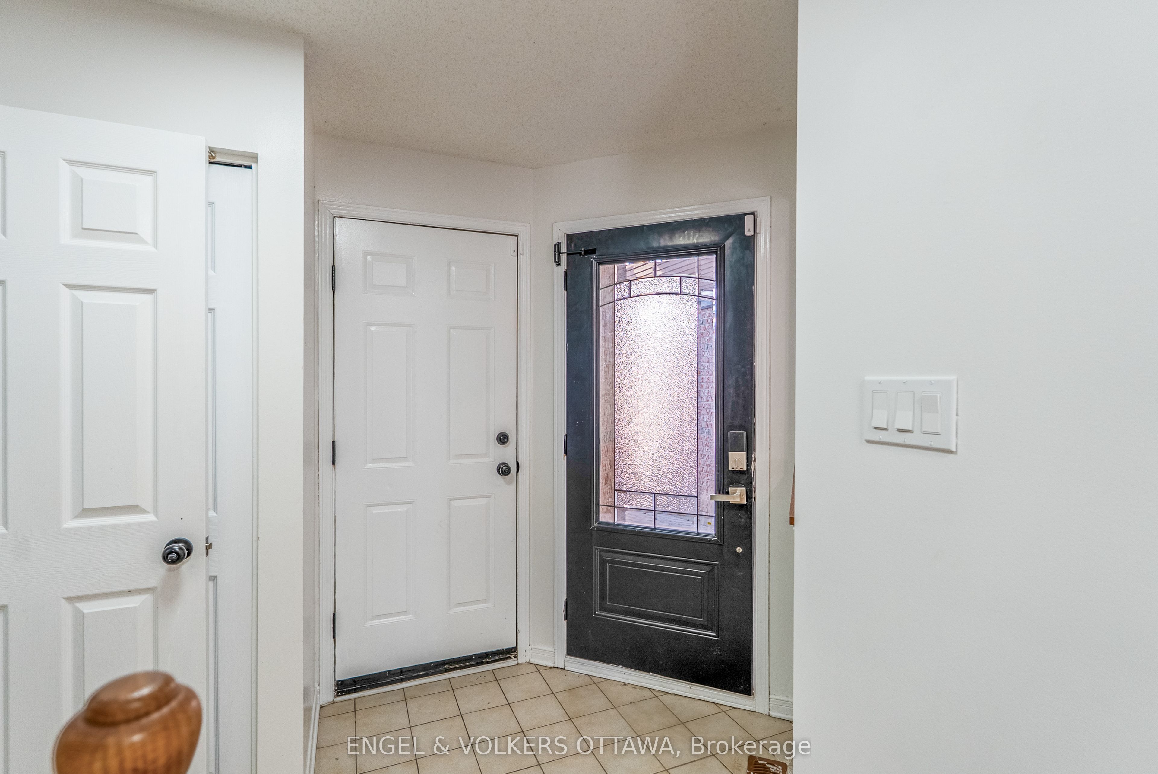 34 Baton Court Property Photo 3