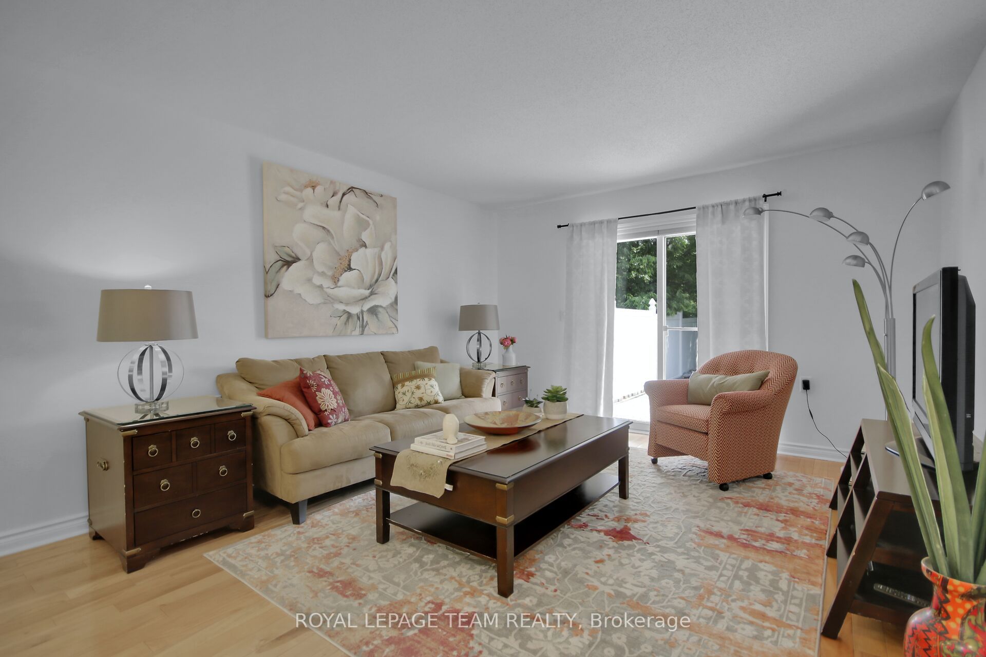 9 Weaver Crescent Property Photo 11