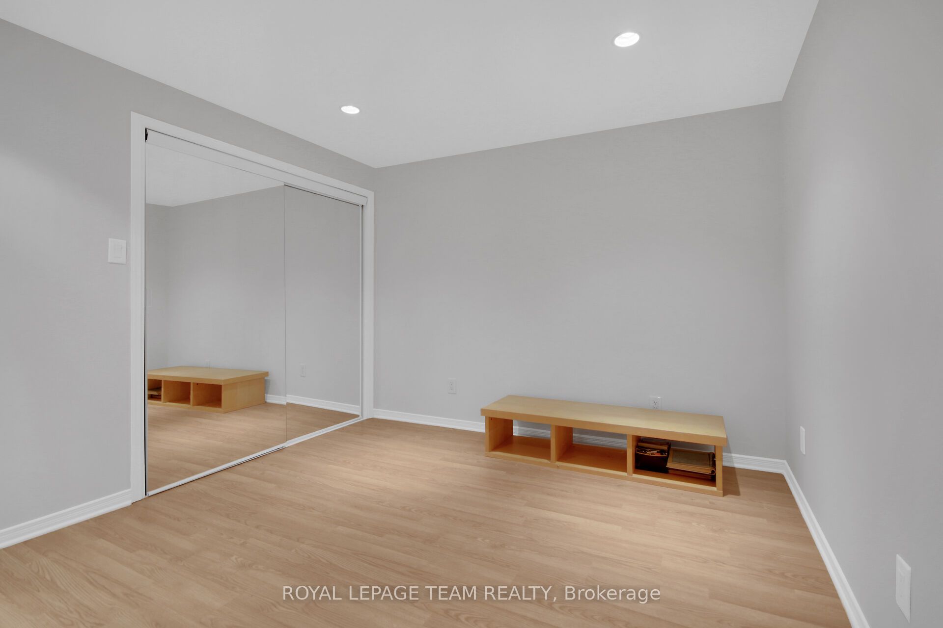 9 Weaver Crescent Property Photo 25