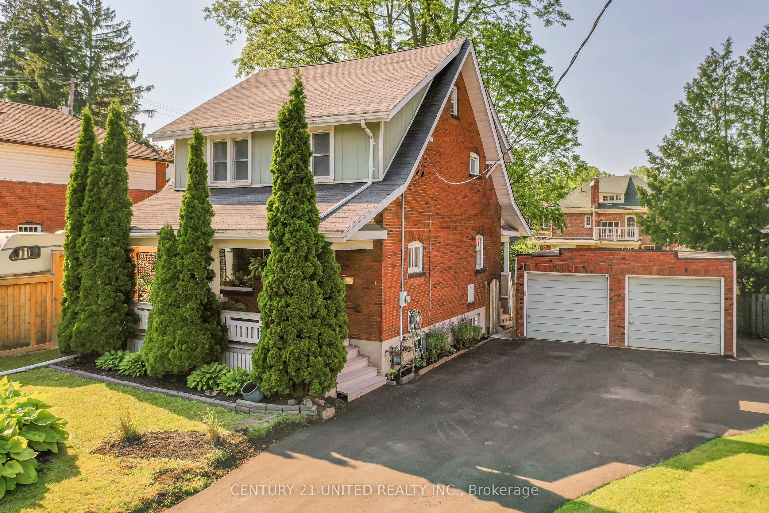 624 Charlotte Street Property Photo 1