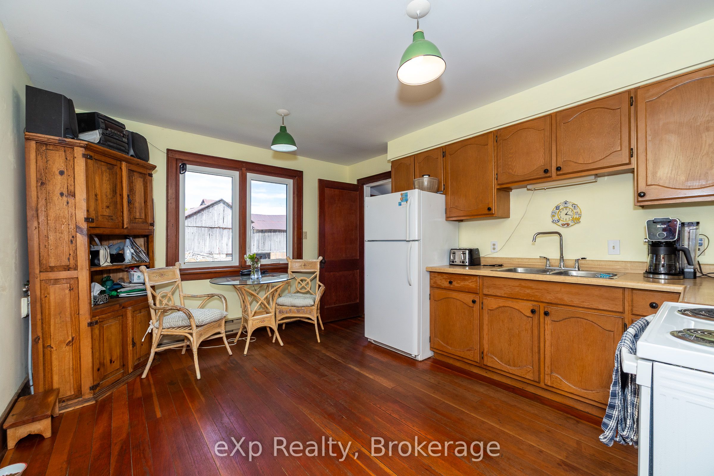 58111 12th Line Property Photo 15
