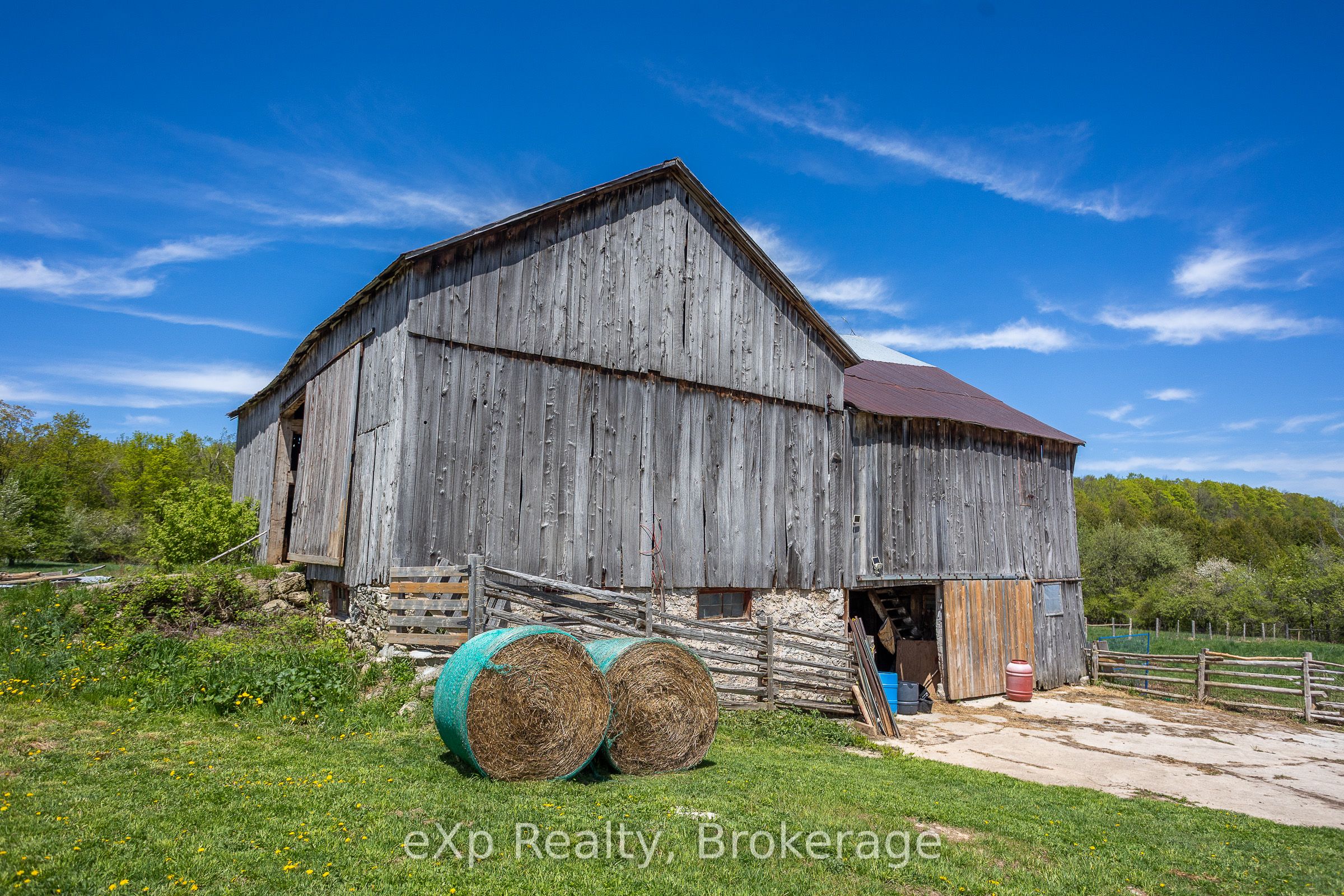 58111 12th Line Property Photo 34