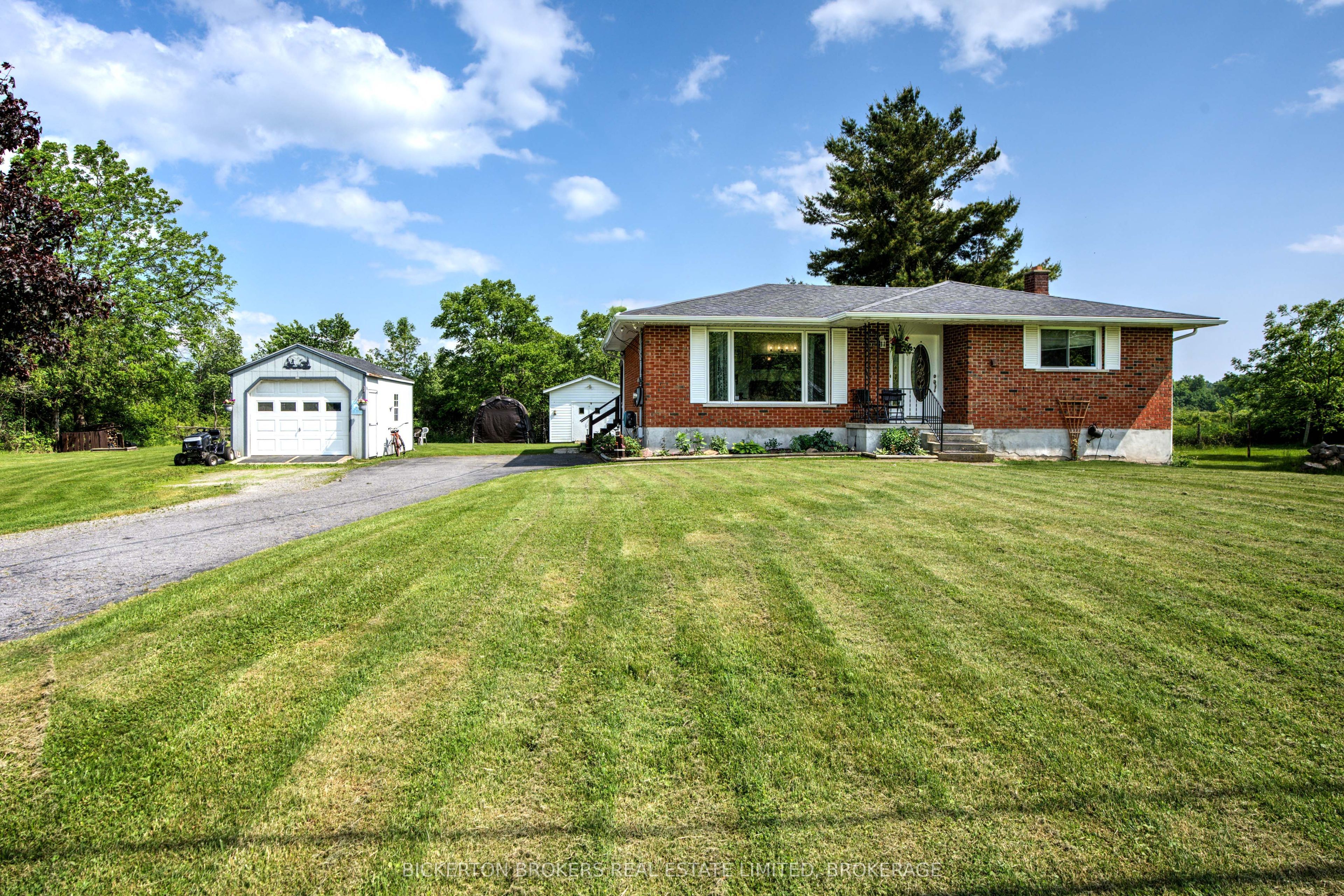 95 Railway Street Property Photo 1