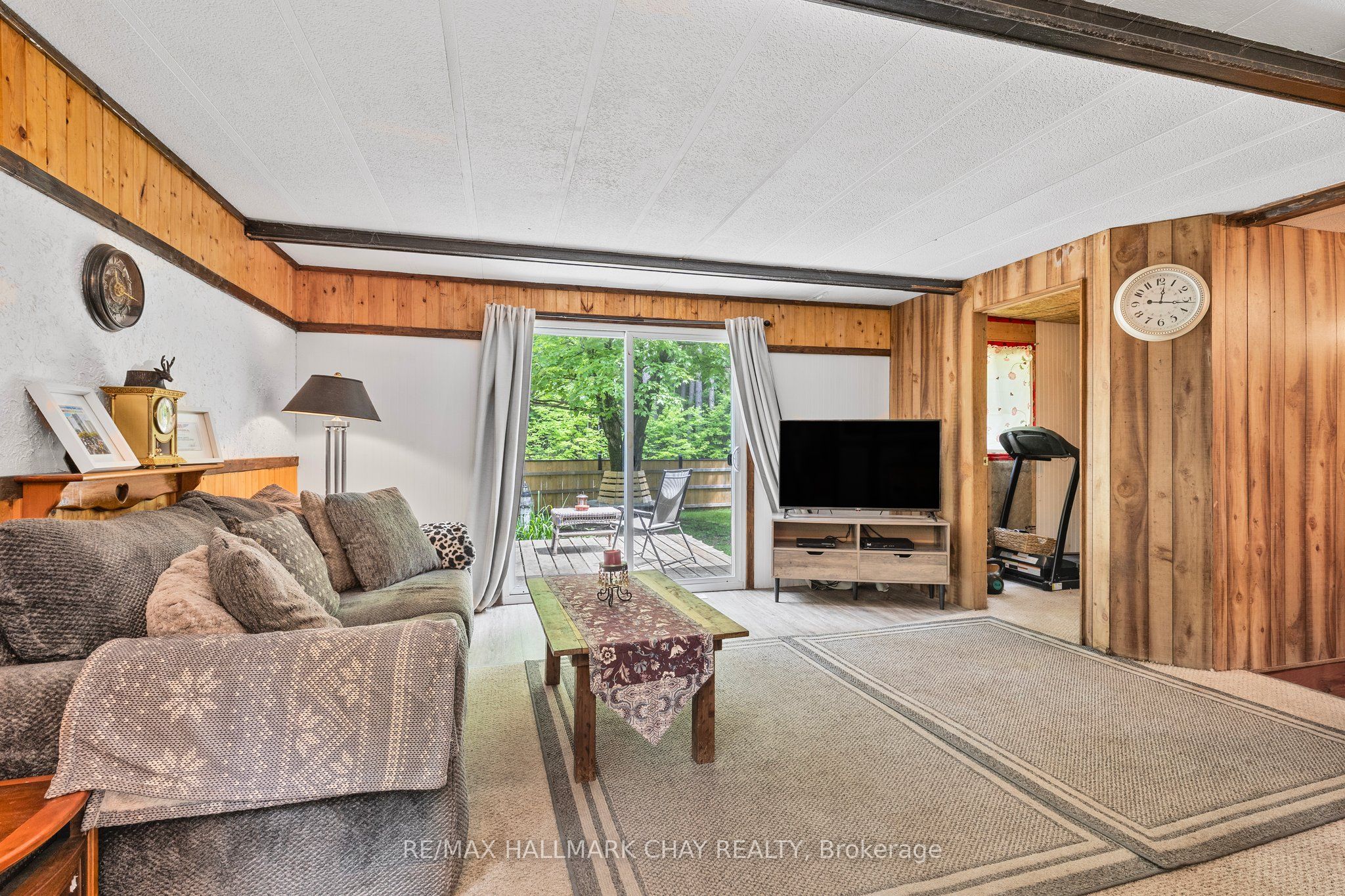 1465 Falkenburg Road Property Photo 7